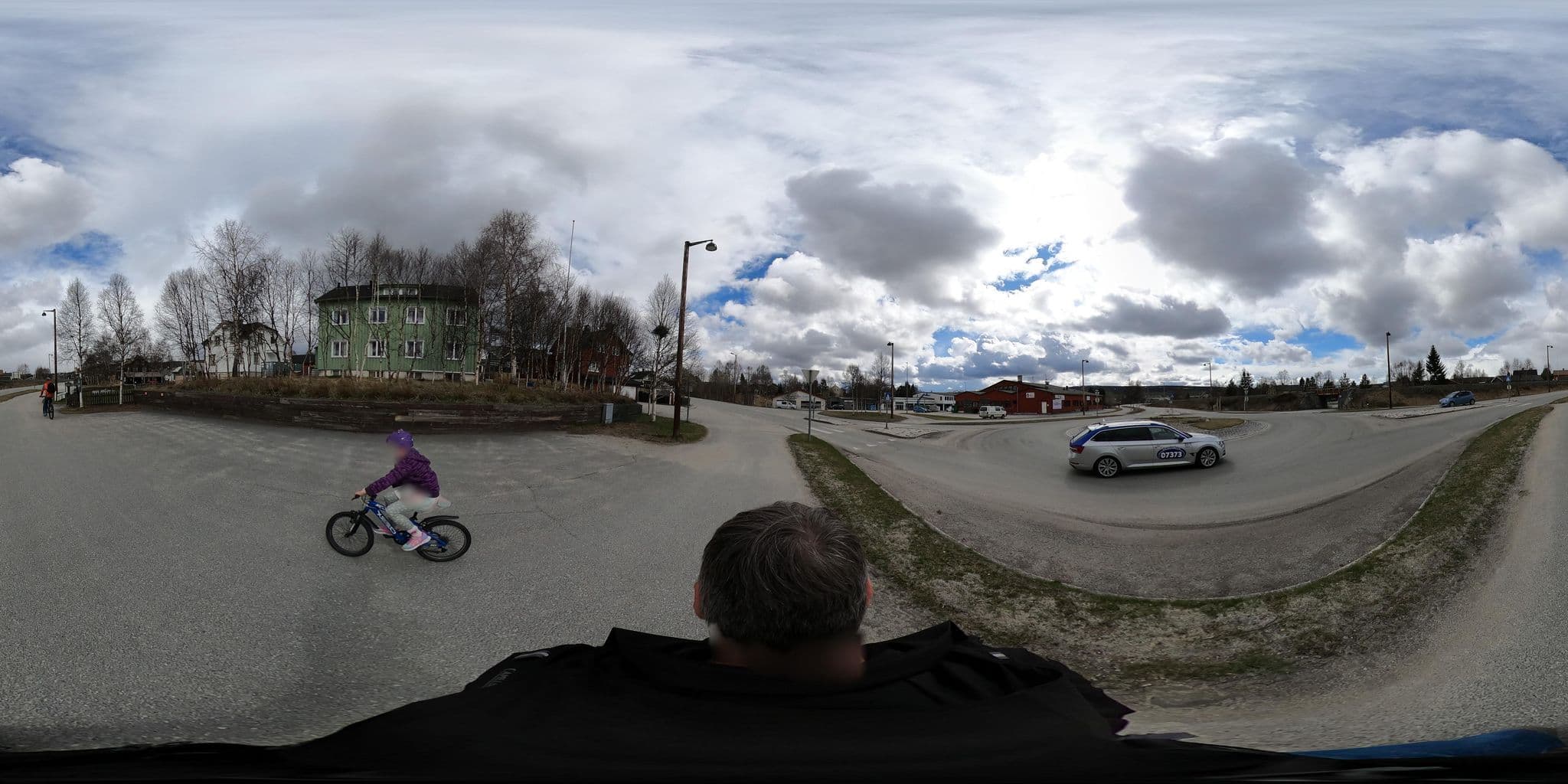 Street view near Voi Voi Bed & Breakfast, Røros — © pbb (CC BY-SA · Mapillary)