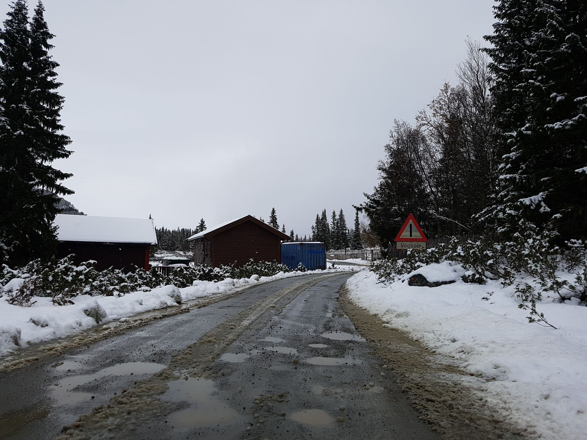 Street view near Mysusæter fjell-losji, Otta — © pbb (CC BY-SA · Mapillary)