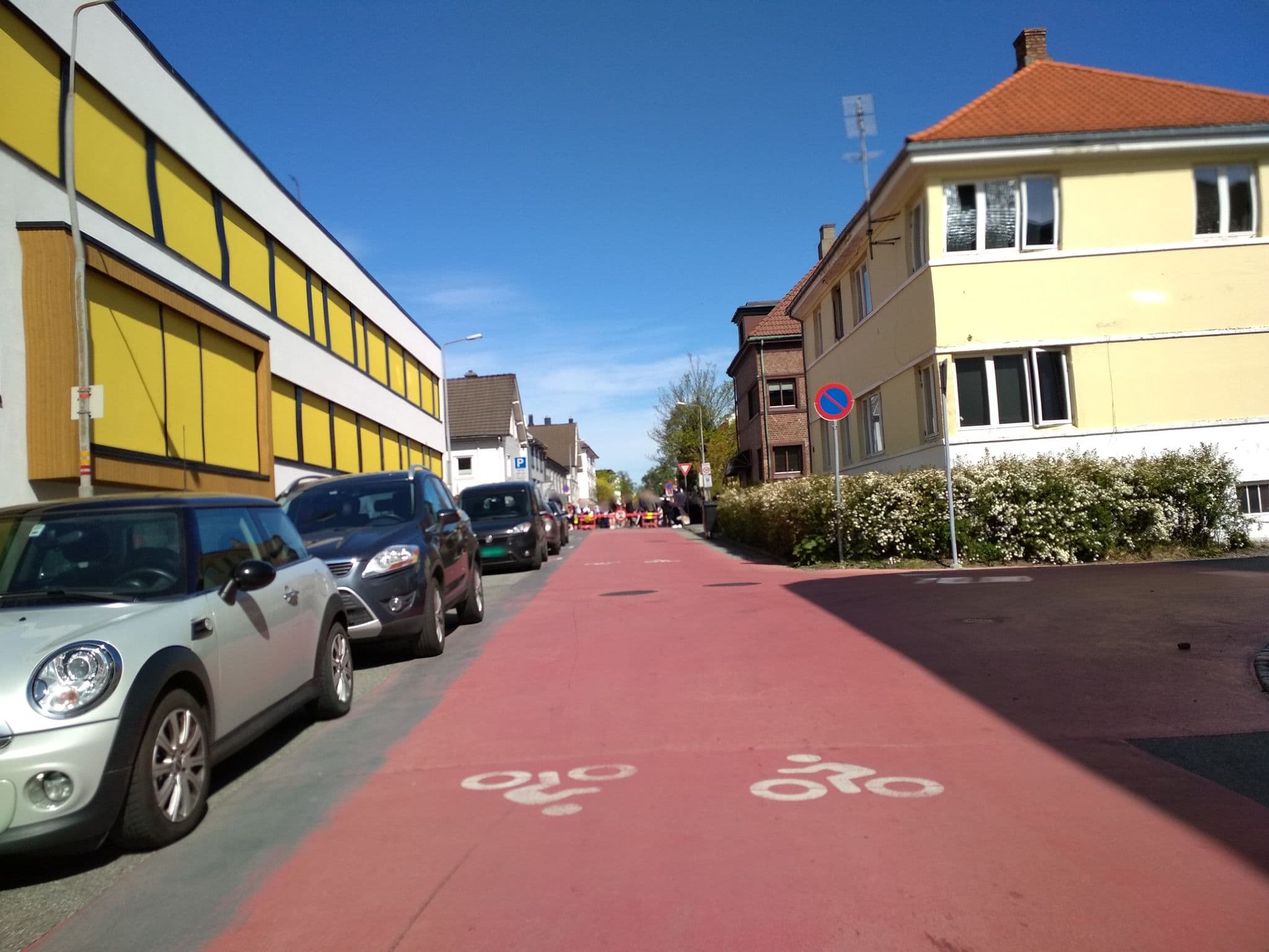 Street view near Guesthouse - Møllegata 39, Stavanger — © antwelm (CC BY-SA · Mapillary)