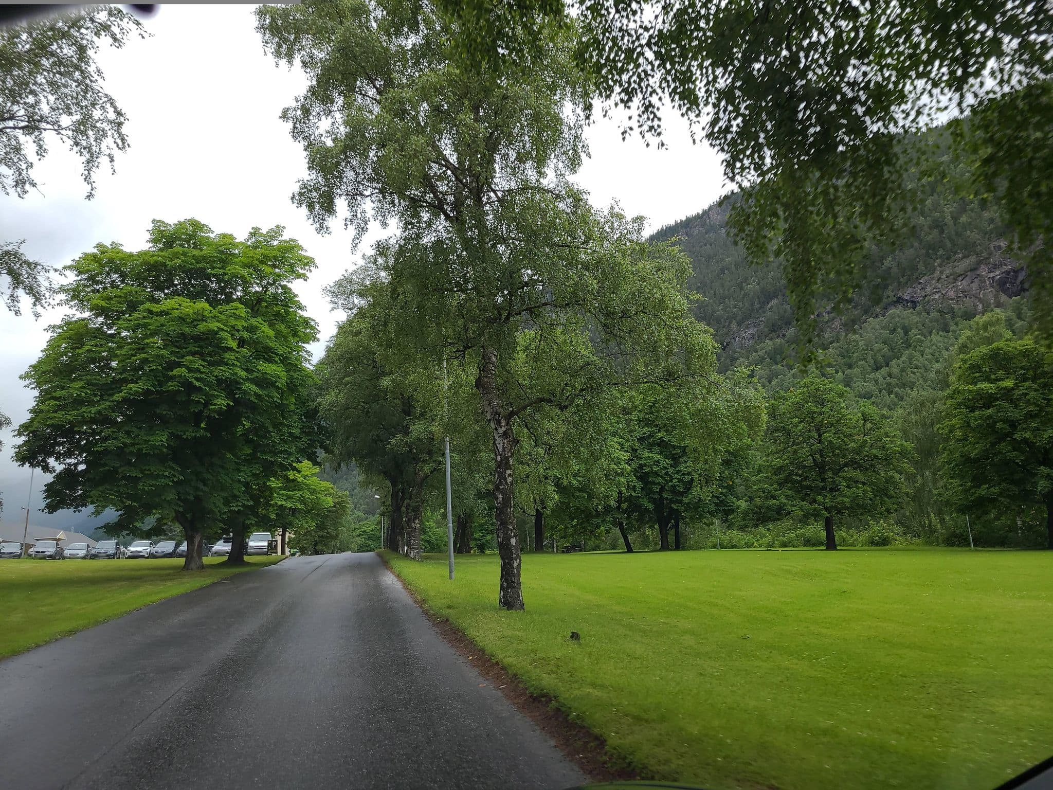 Street view near Rjukan bobilparkering Såheimsveien, Rjukan — © jopparn2 (CC BY-SA · Mapillary)