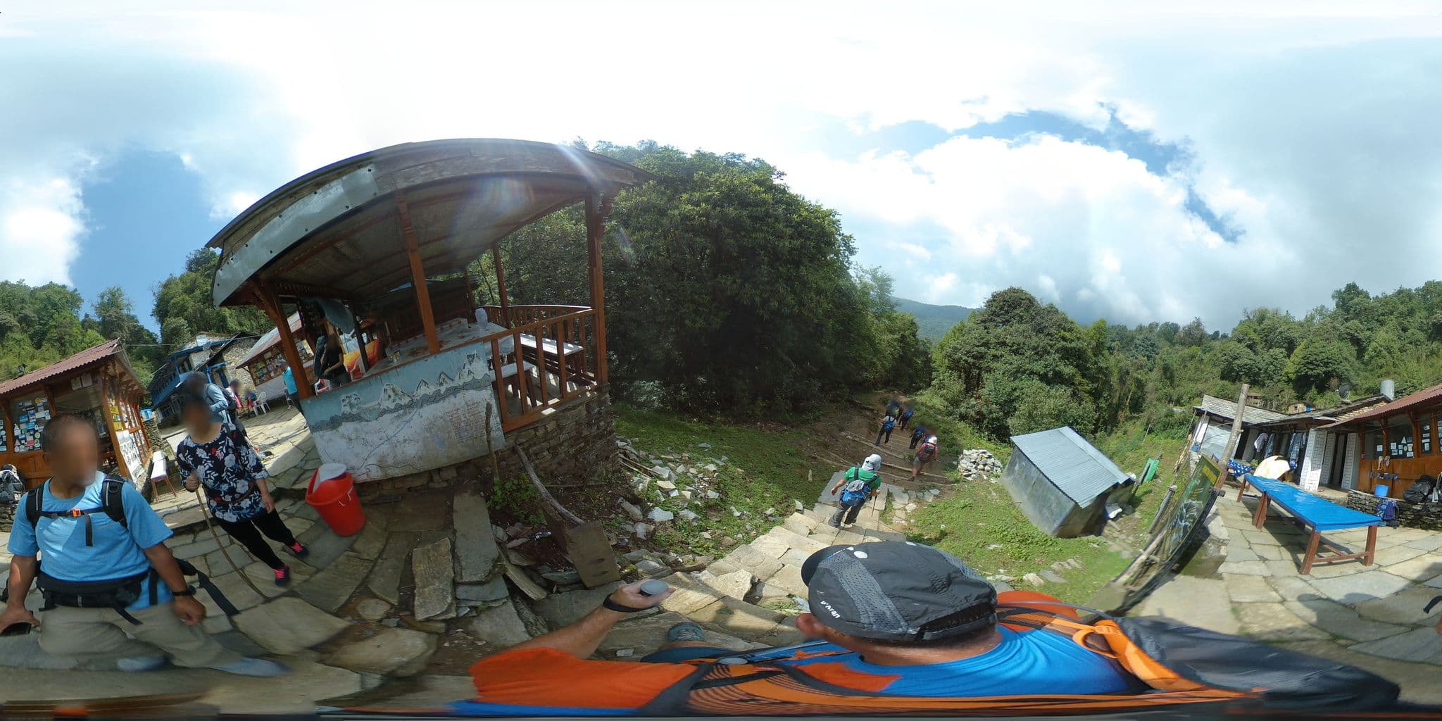 Street view near Hillside Paradise Lodge, Chitre — © javiersanp (CC BY-SA · Mapillary)