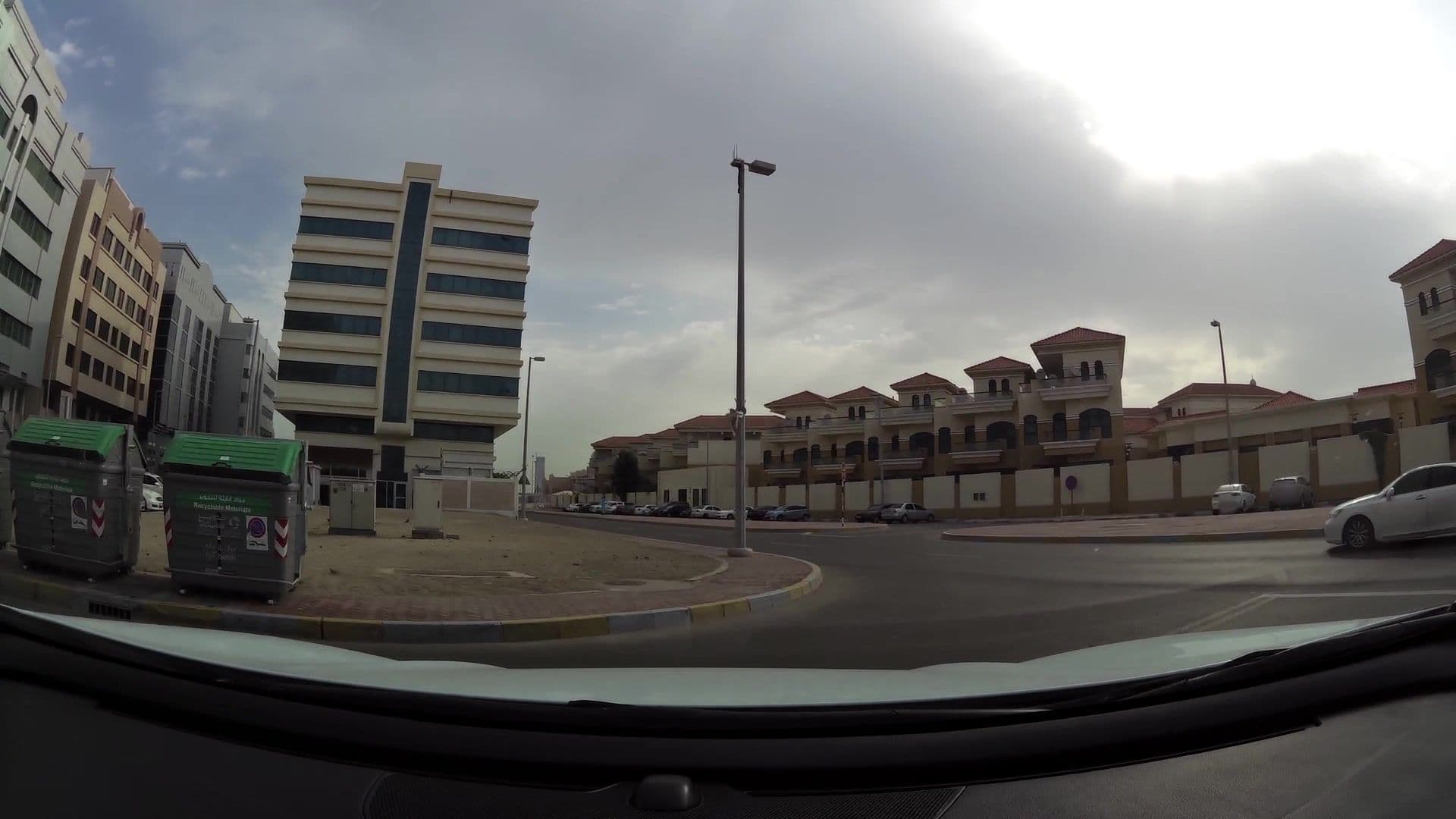 Street view near Gava, Abu Dhabi — © kaartcam (CC BY-SA · Mapillary)