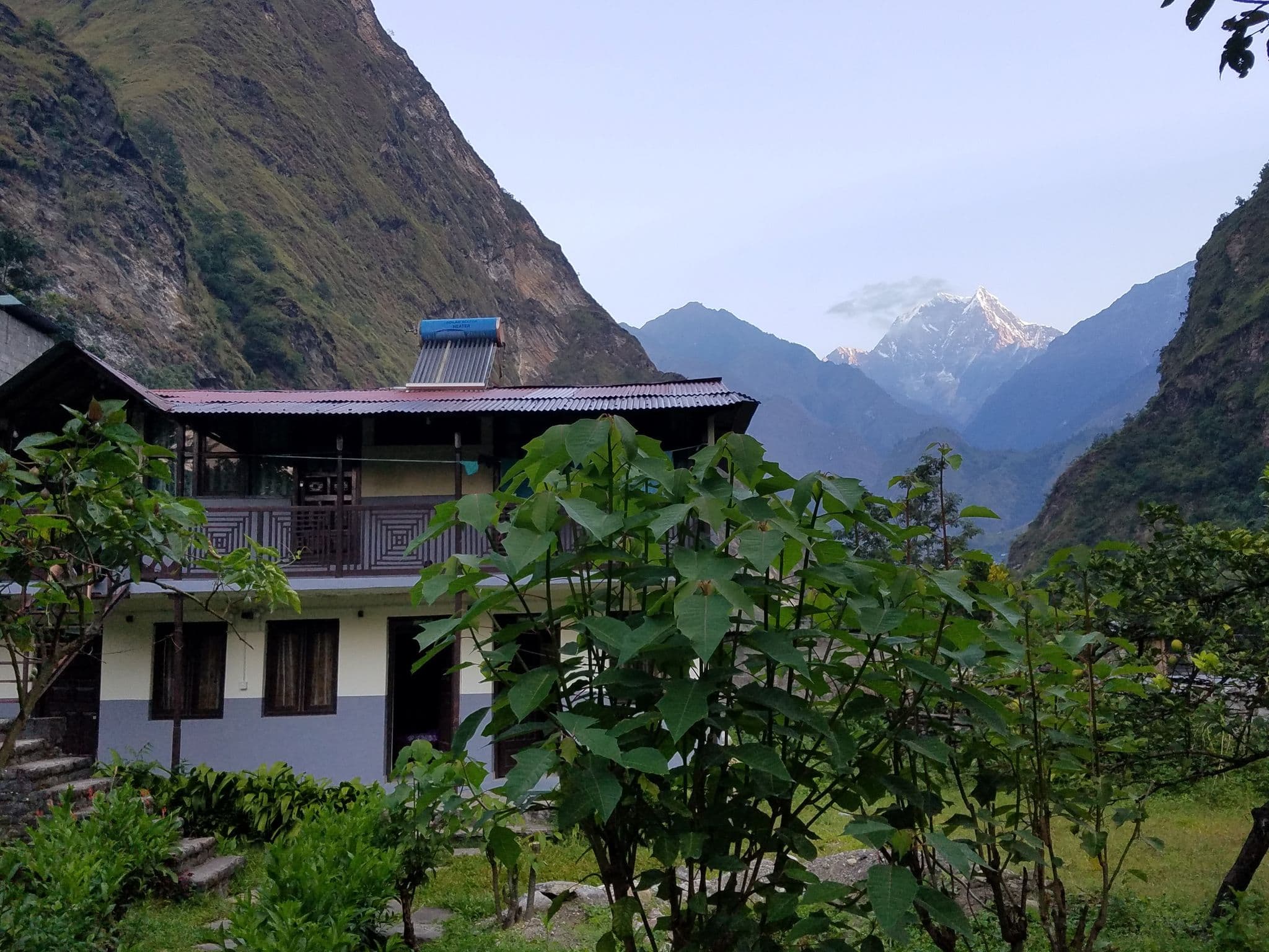 Street view near Tibetan Guest House, Chitre