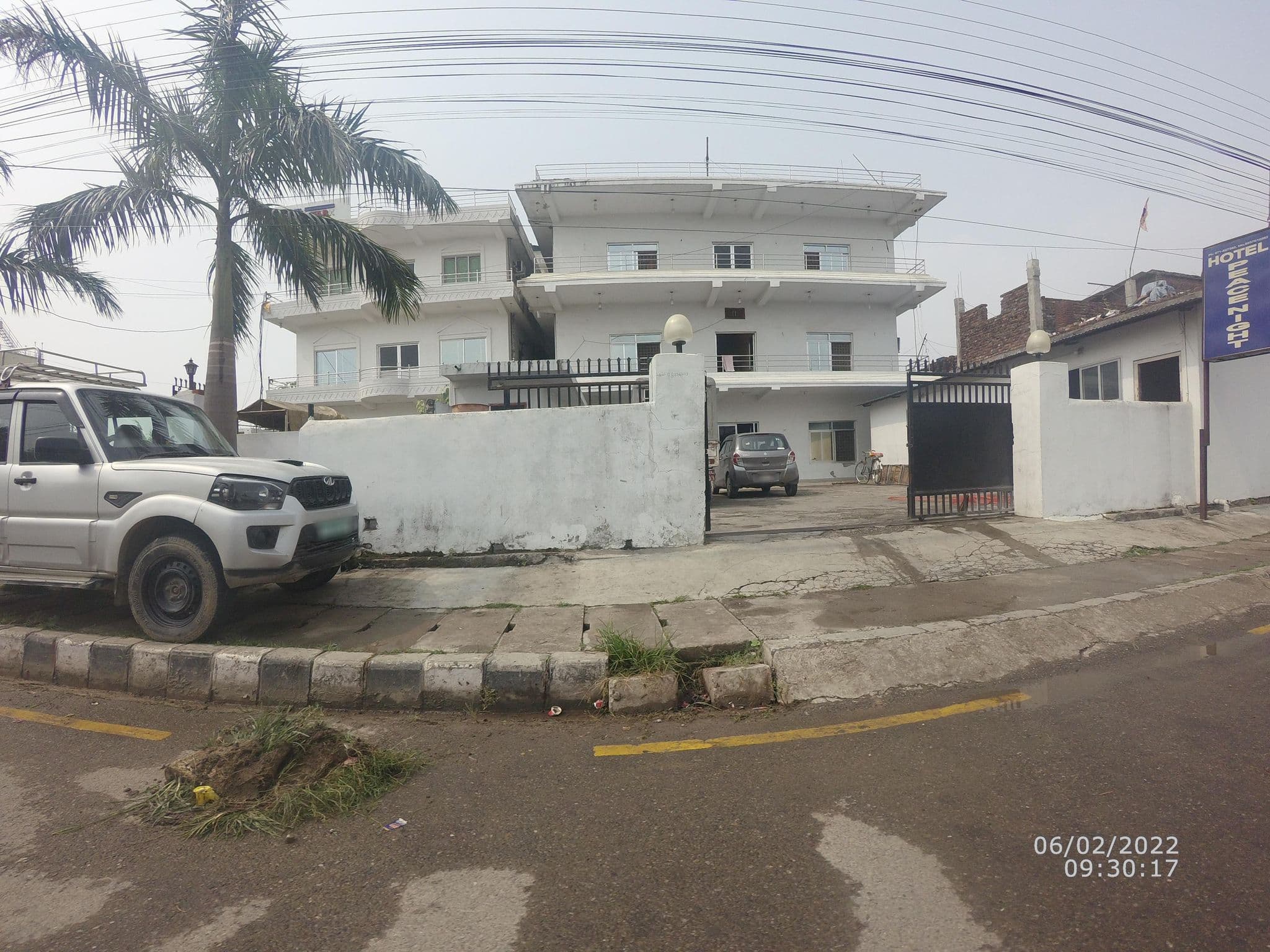 Street view near Hotel Peace Night, Siddharthanagar — © gauravparajuli09 (CC BY-SA · Mapillary)