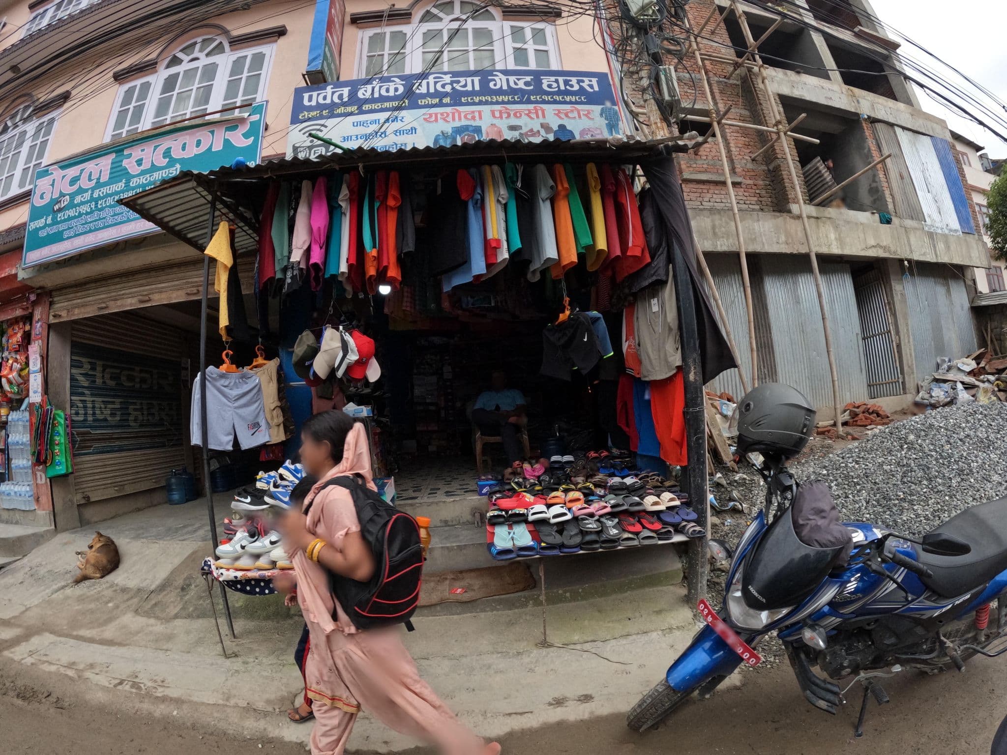 Street view near Hotel Satkar, Kathmandu