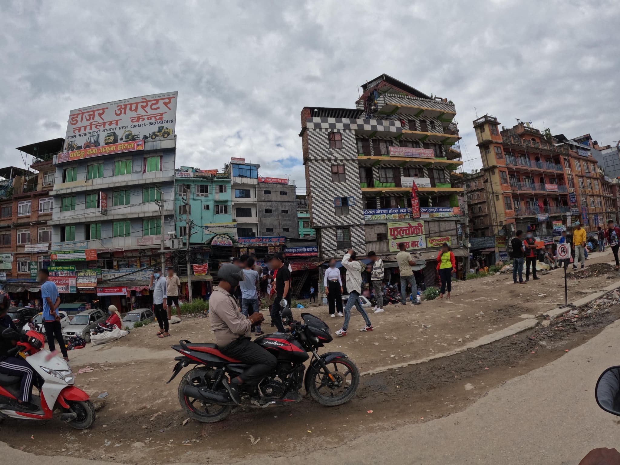 Street view near New Hotel Pokhara Garden, Kathmandu