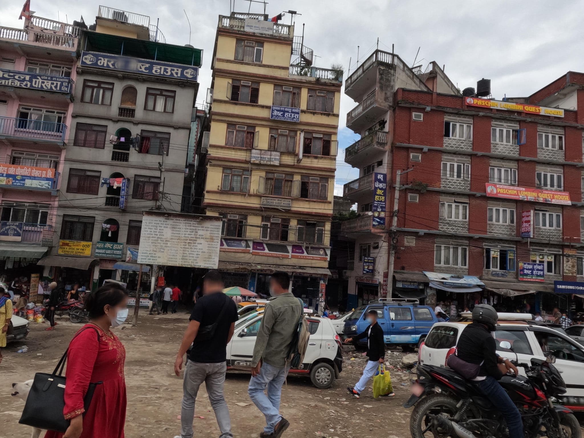 Street view near Sungabha Baglung Guest House, Kathmandu
