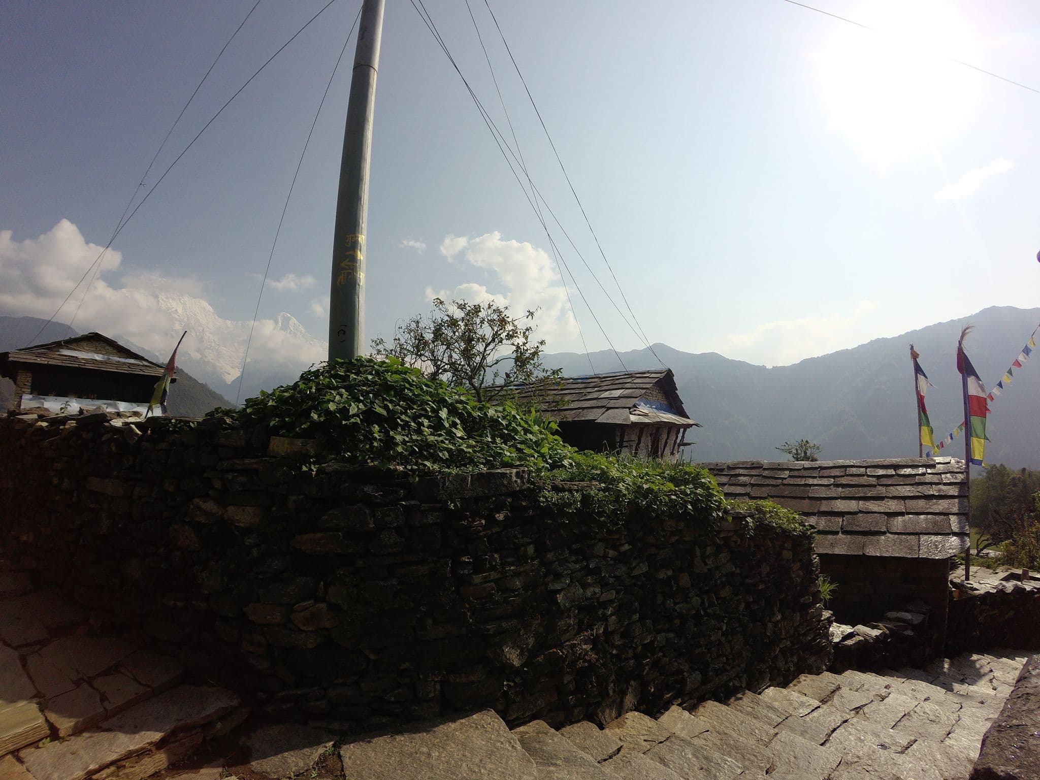 Street view near blue poppy lodge & restaurant, Chitre
