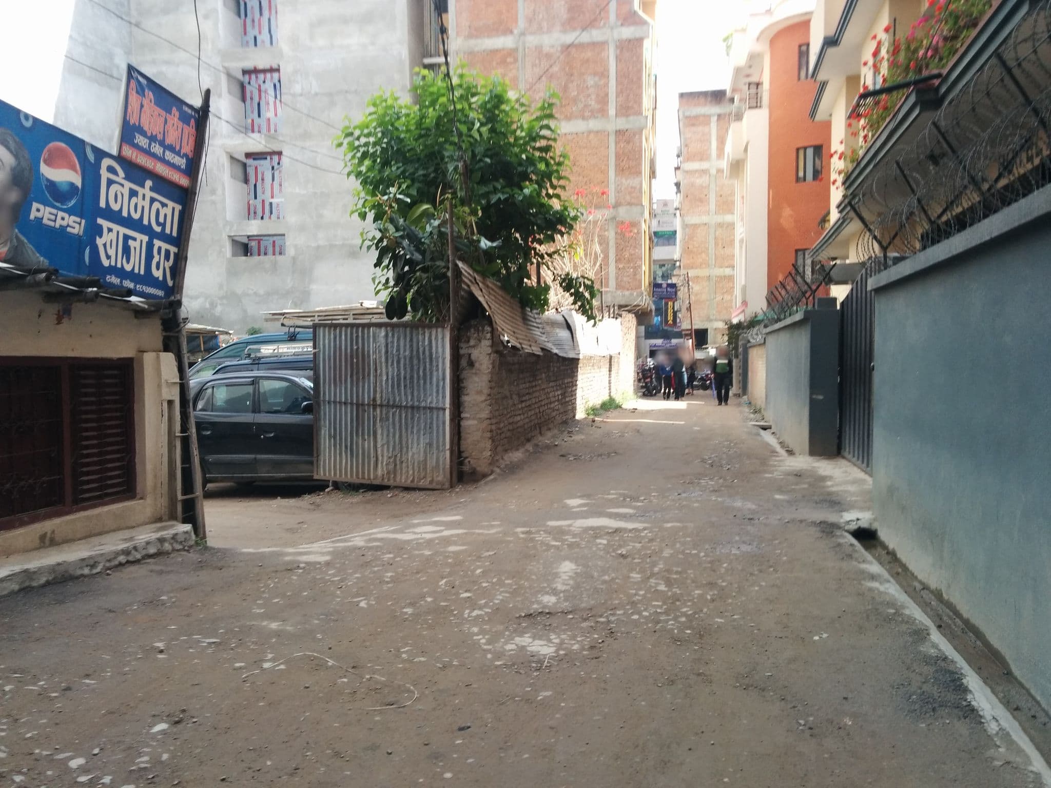 Street view near Mulberry, Kathmandu