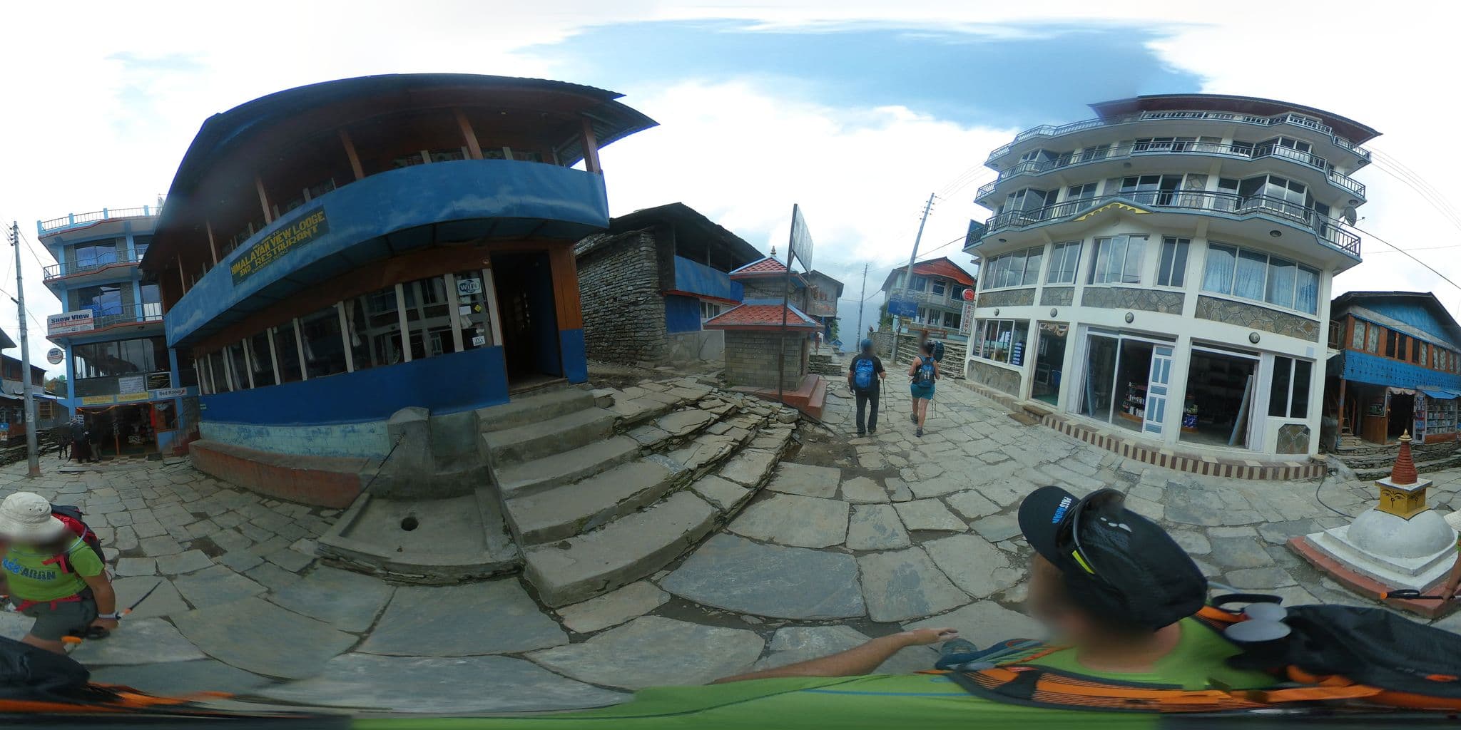 Street view near Fishtail Lodge & Restaurant, Chitre