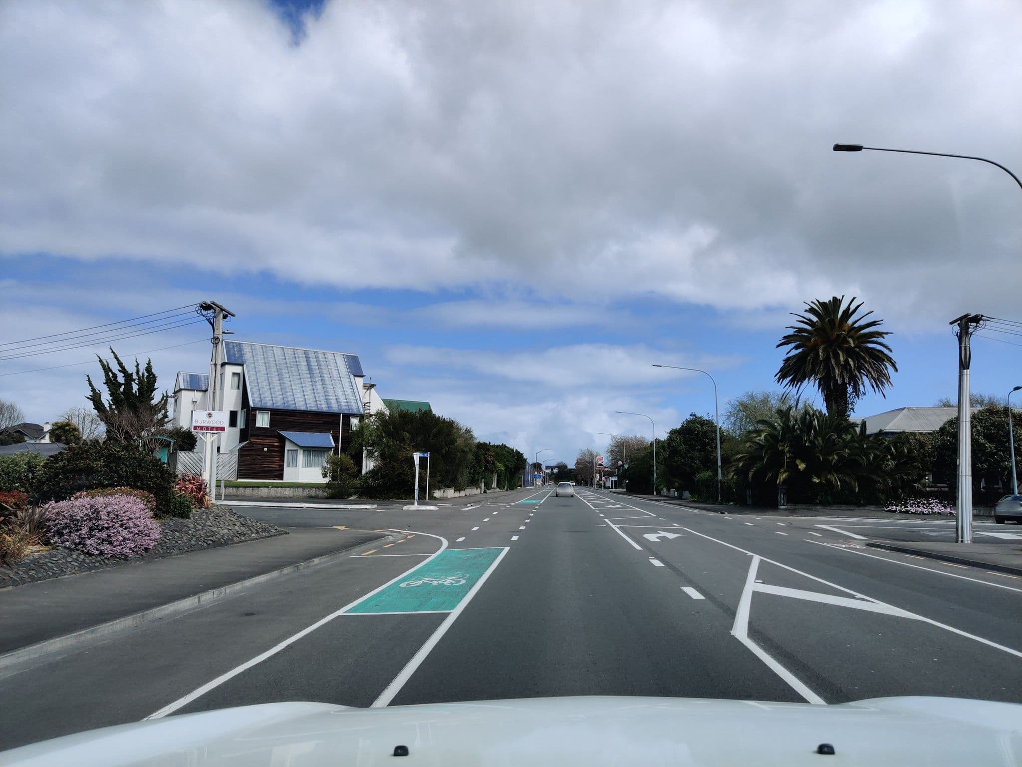 Street view near Burwood Manor Motel, Whanganui — © elphix (CC BY-SA · Mapillary)