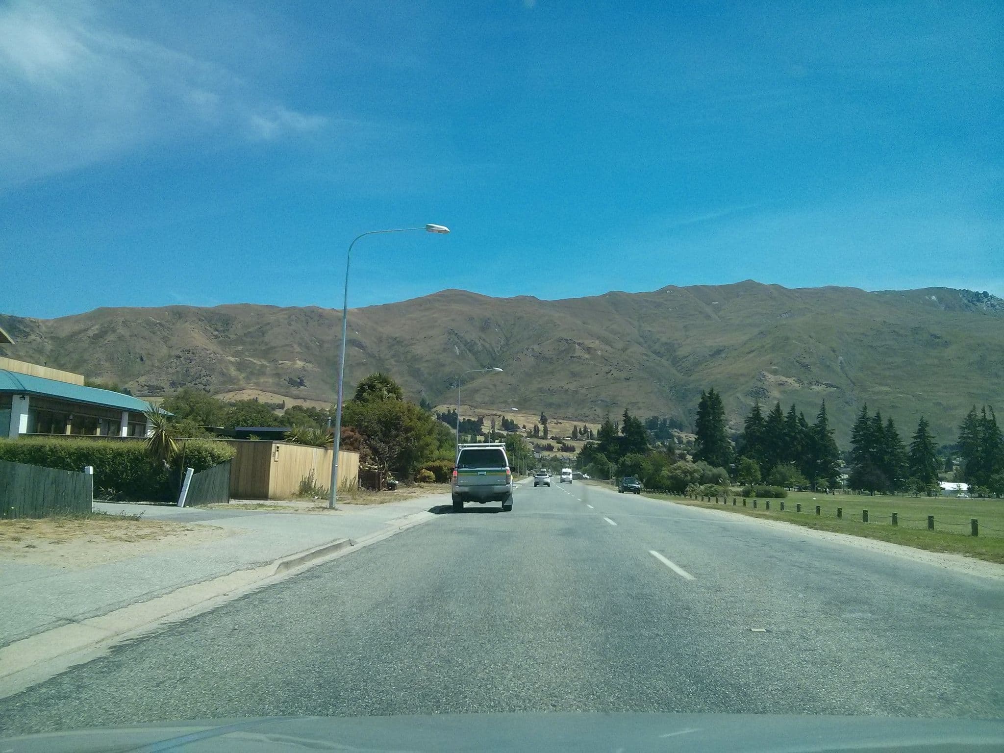 Street view near Fern Lodge, Wanaka — © hoodlum (CC BY-SA · Mapillary)