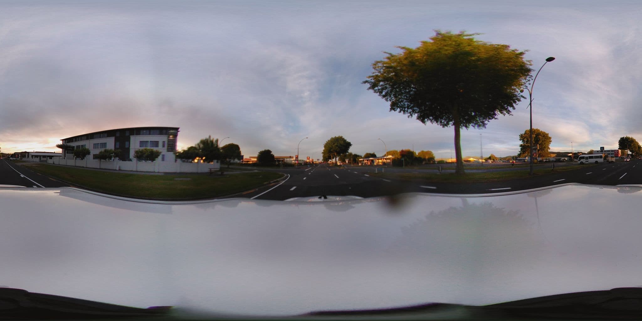 Street view near Jet Park Hotel, Victoria — © aharvey (CC BY-SA · Mapillary)