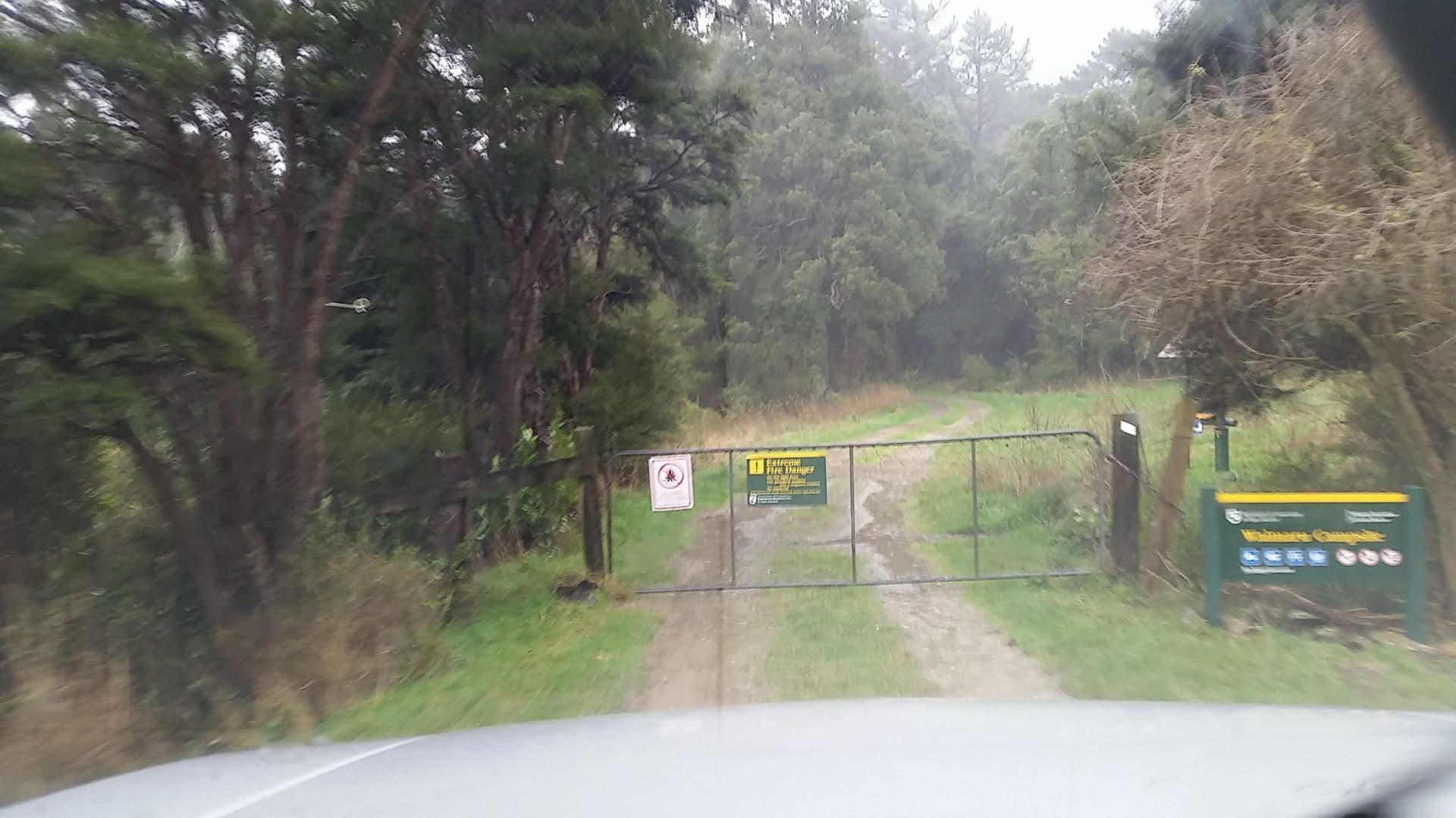 Street view near Waimaru Campsite, Waikawa — © roadroid (CC BY-SA · Mapillary)