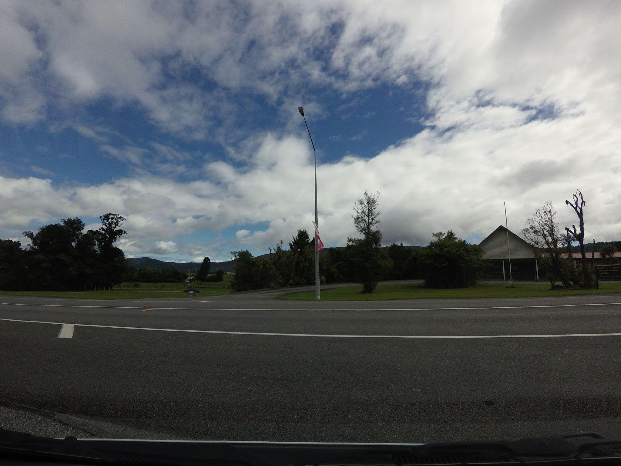 Street view near Roaring Billy Lodge, Waikowhai — © mishari (CC BY-SA · Mapillary)