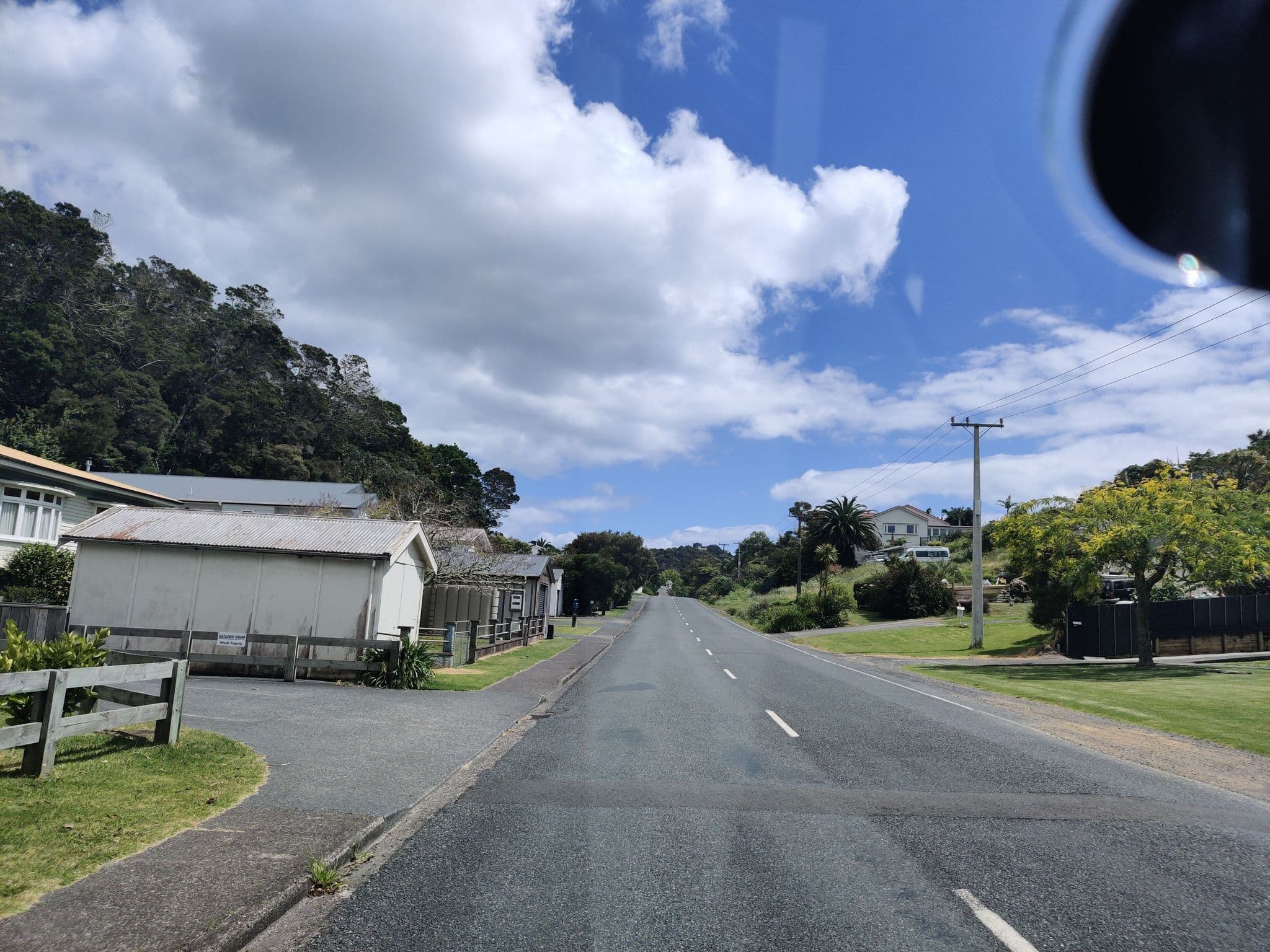 Street view near The Captain's Motel, Paihia — © elphix (CC BY-SA · Mapillary)