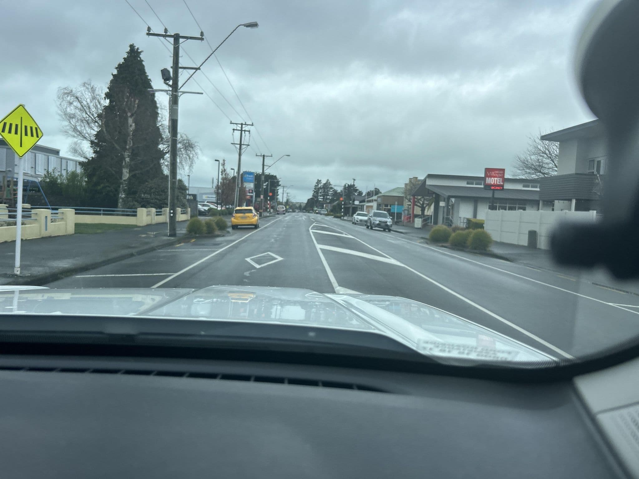 Street view near Oxford Village Motel, Oxford — © angielk110 (CC BY-SA · Mapillary)
