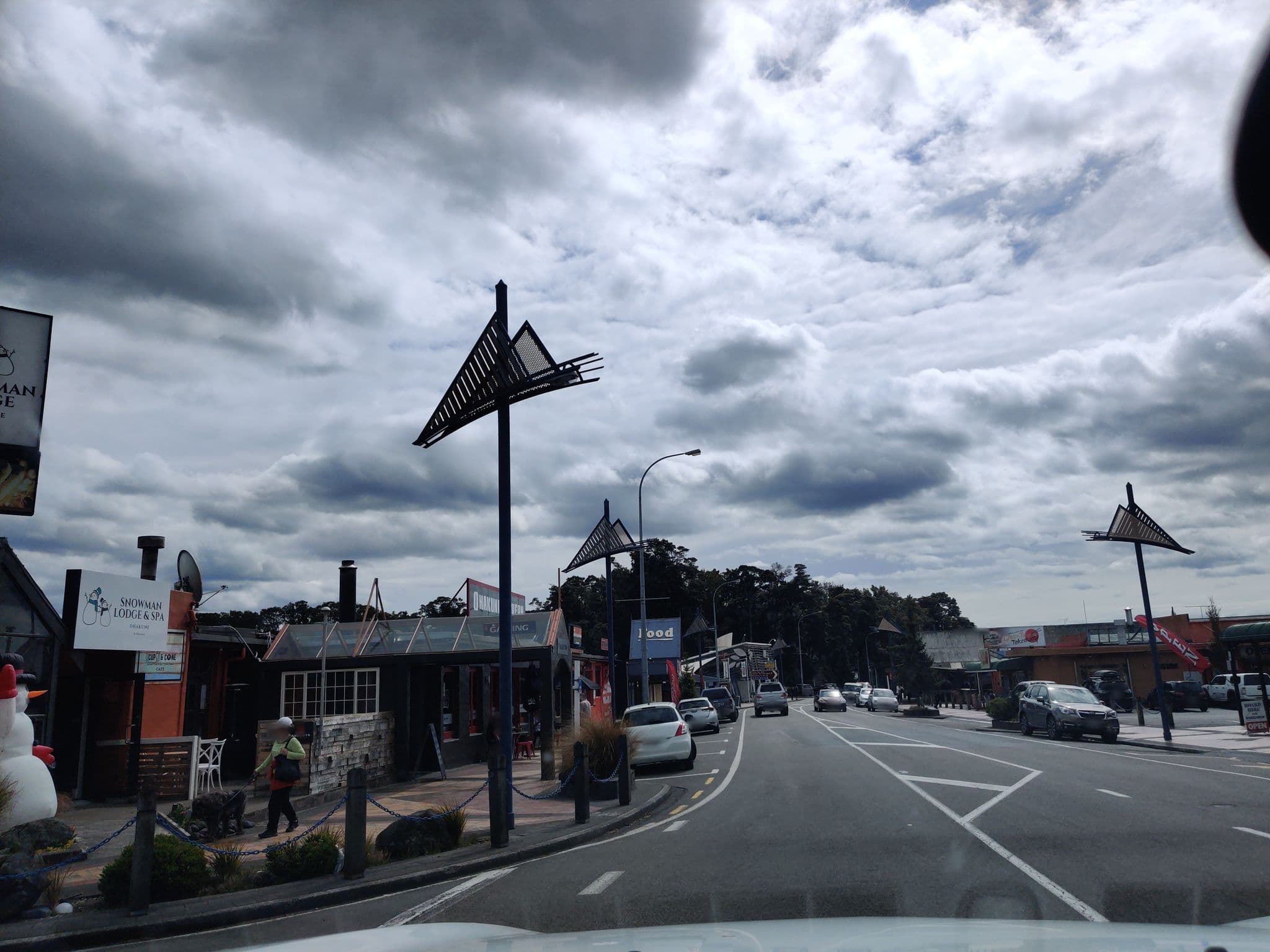 Street view near Snowman Lodge And Spa, Ohakune — © elphix (CC BY-SA · Mapillary)