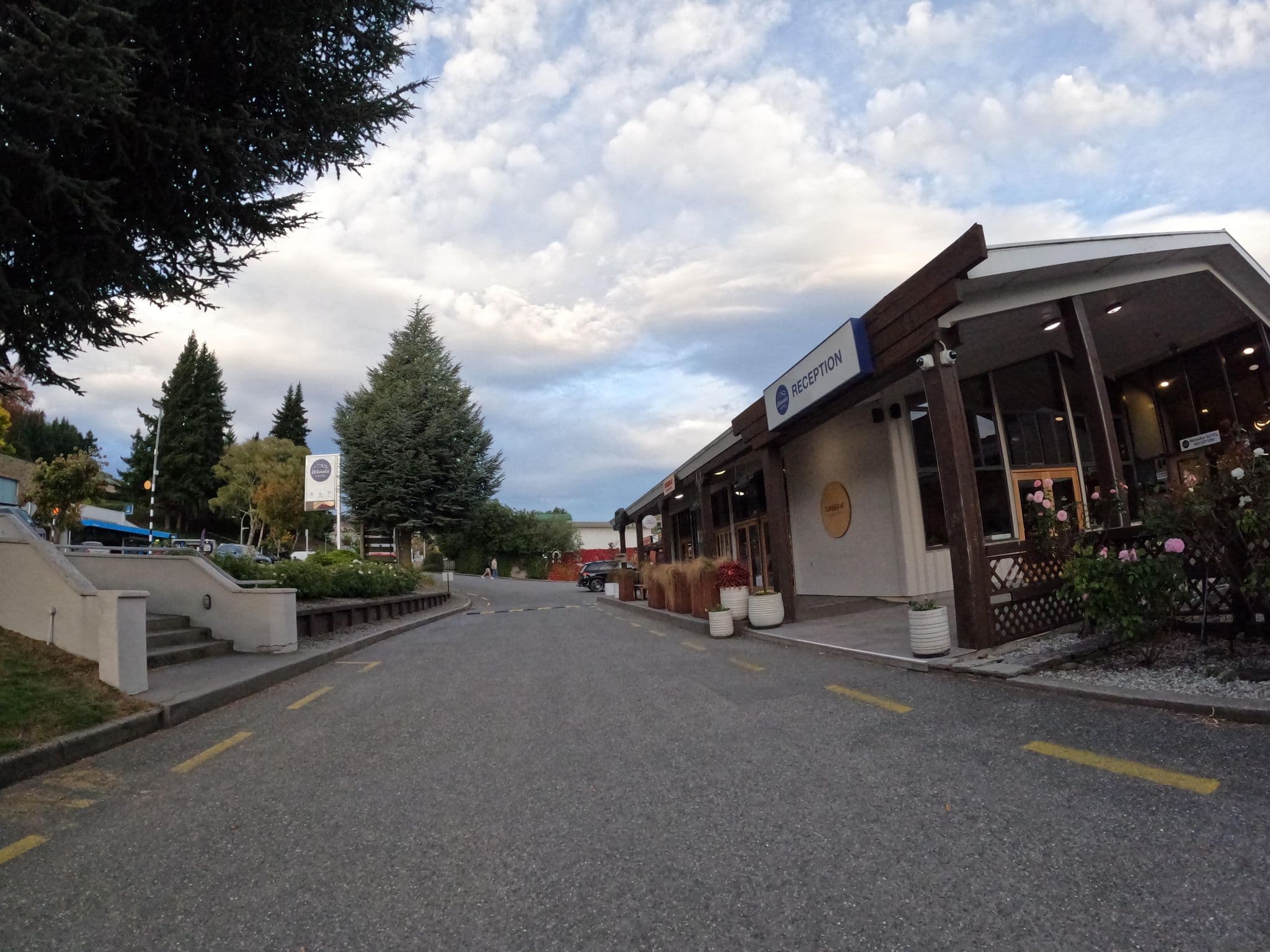 Street view near Wanaka Hotel, Wanaka — © skillsy (CC BY-SA · Mapillary)