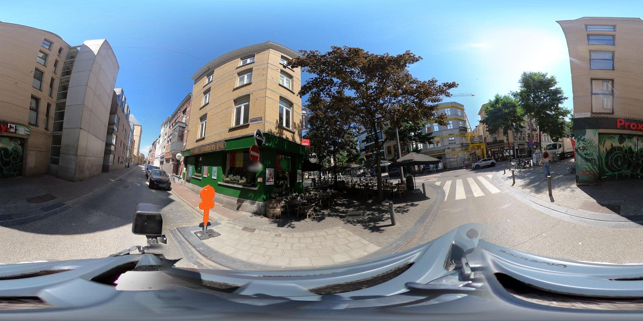 Street view near National, Antwerp — © konink360 (CC BY-SA · Mapillary)