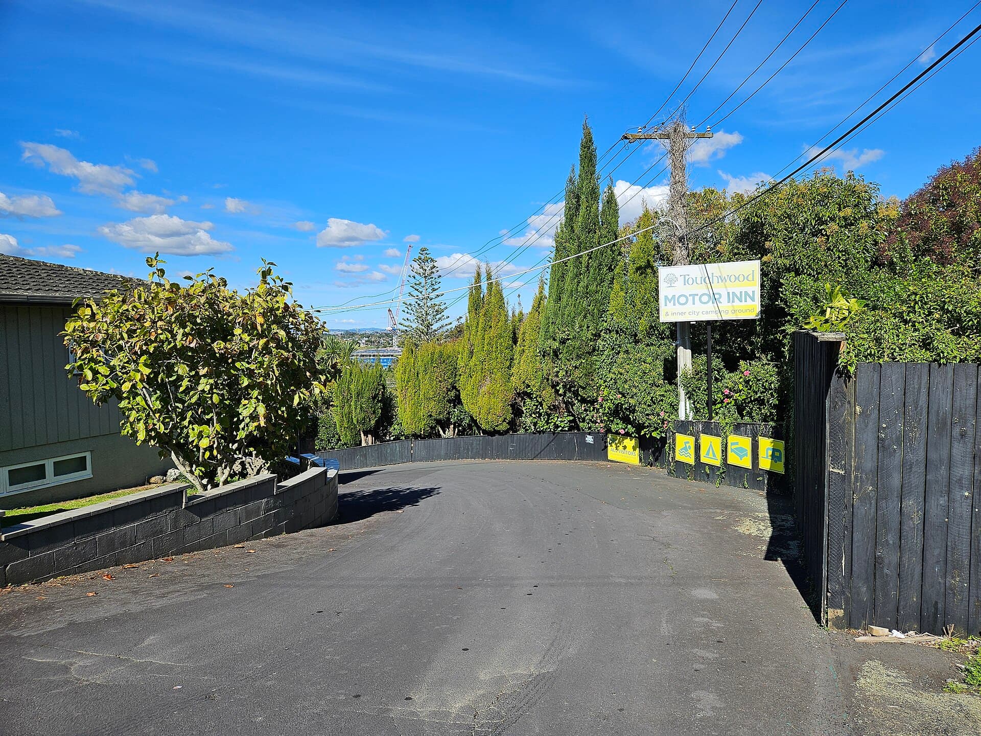 Remuera Motor Park (via Wikimedia Commons, CC BY 4.0)