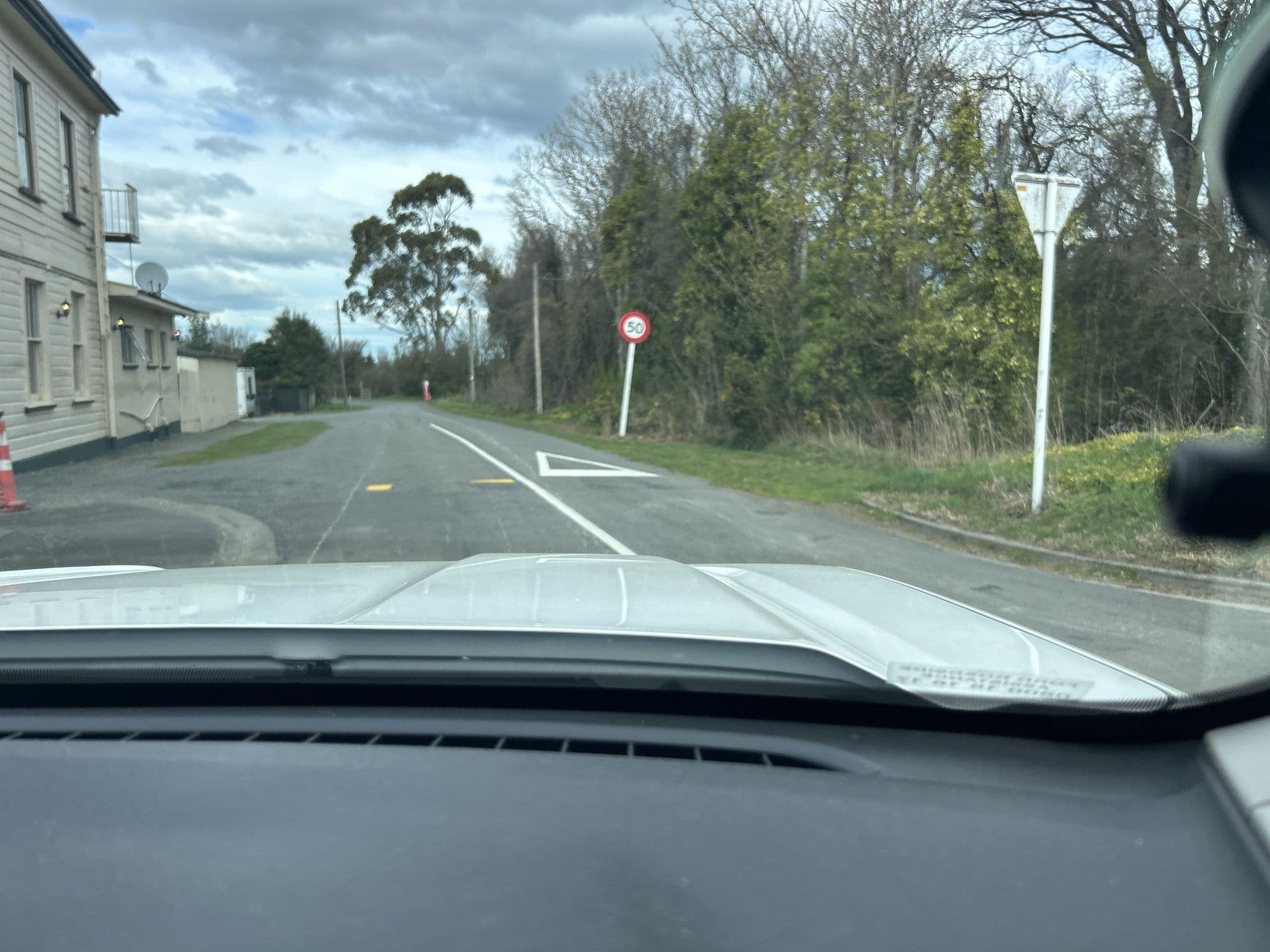 Street view near West Oxford Hotel, Oxford — © angielk110 (CC BY-SA · Mapillary)