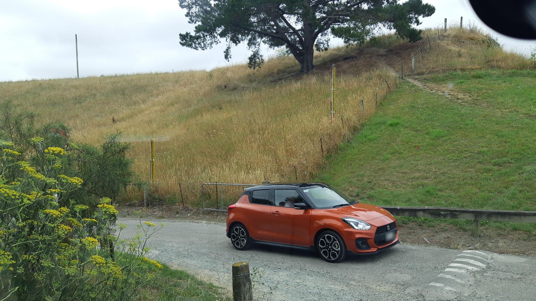 Street view near Taylor Dam Reserve - Upper Level, Redwoodtown — © 3stripes (CC BY-SA · Mapillary)