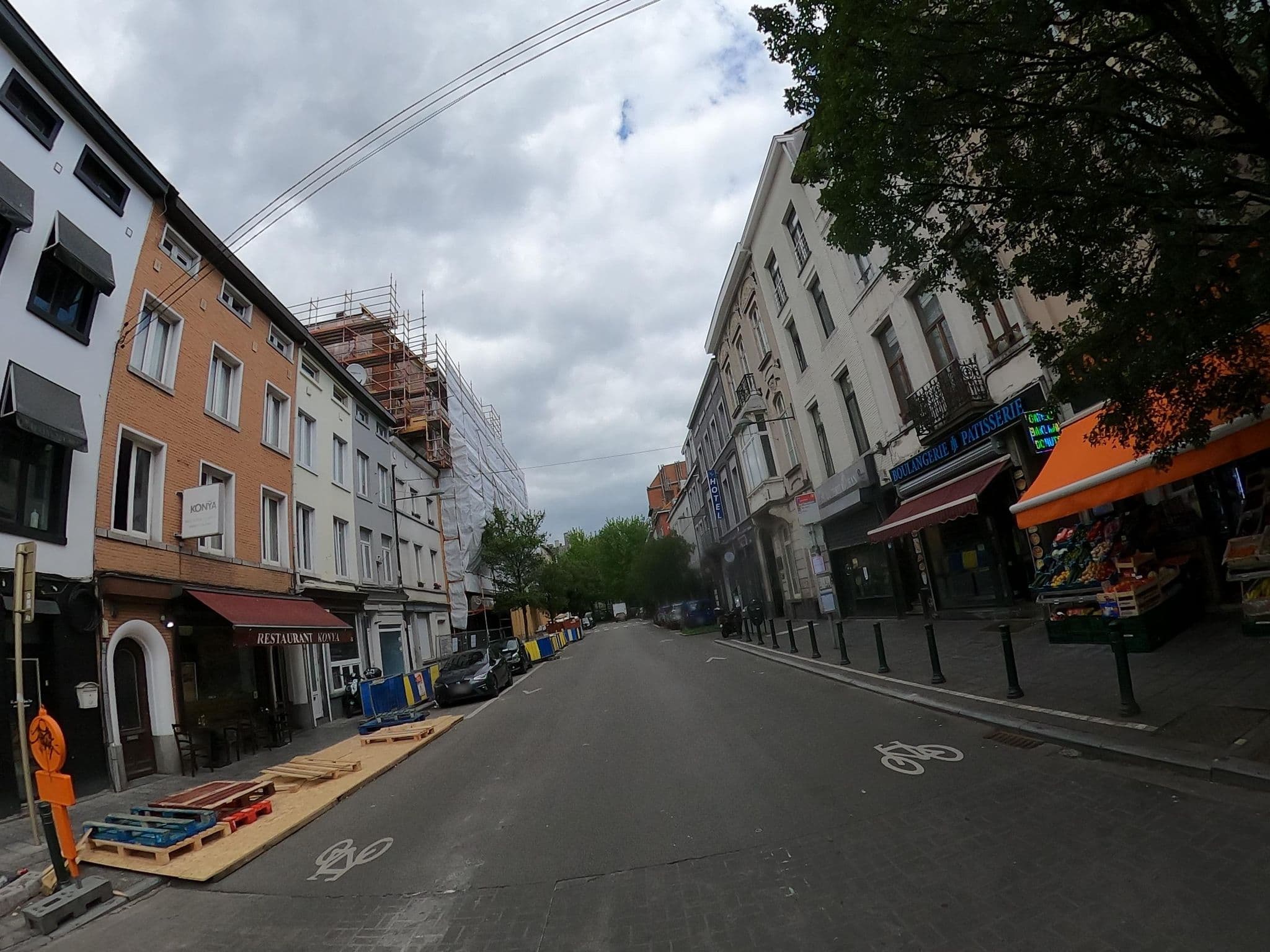Street view near Hôtel Prestige, Saint-Josse-ten-Noode — © thierry1030 (CC BY-SA · Mapillary)