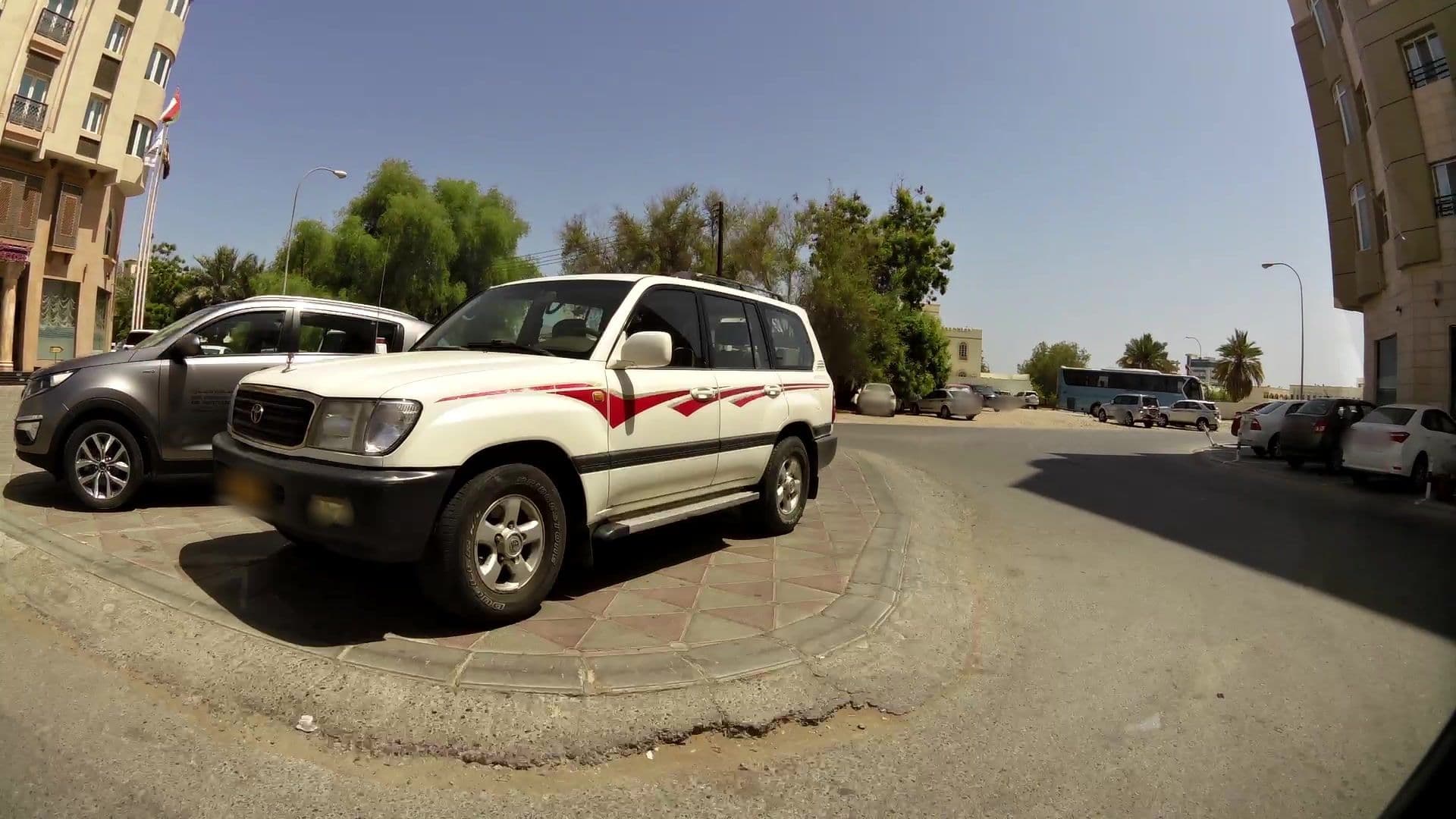 Street view near Dmas, Muscat — © kaartcam (CC BY-SA · Mapillary)