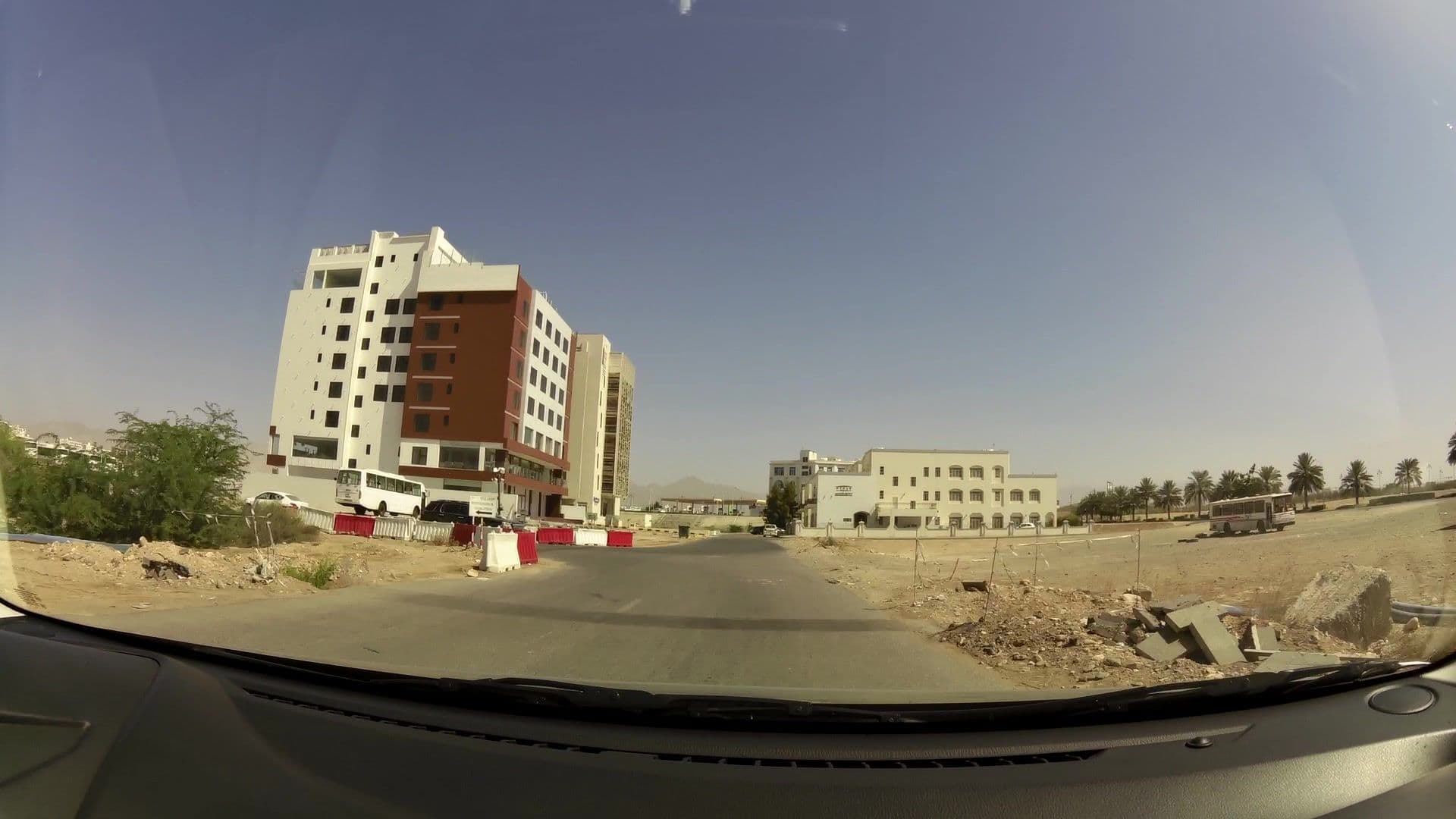 Street view near Swiss-Belinn Airport Muscat, Bawshar — © kaartcam (CC BY-SA · Mapillary)