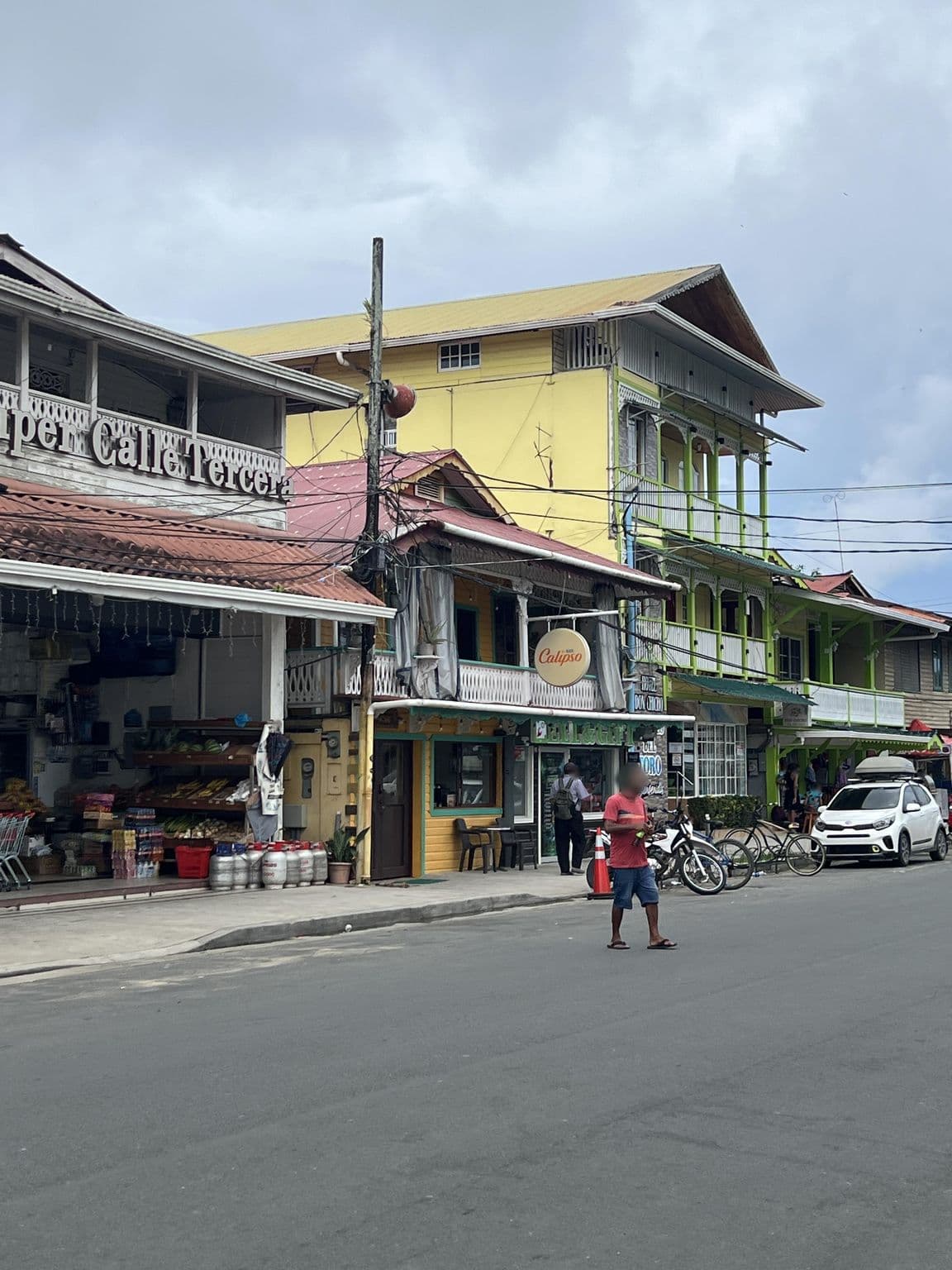 Street view near Tungara Hostel, Bocas del Toro — © achimbode (CC BY-SA · Mapillary)