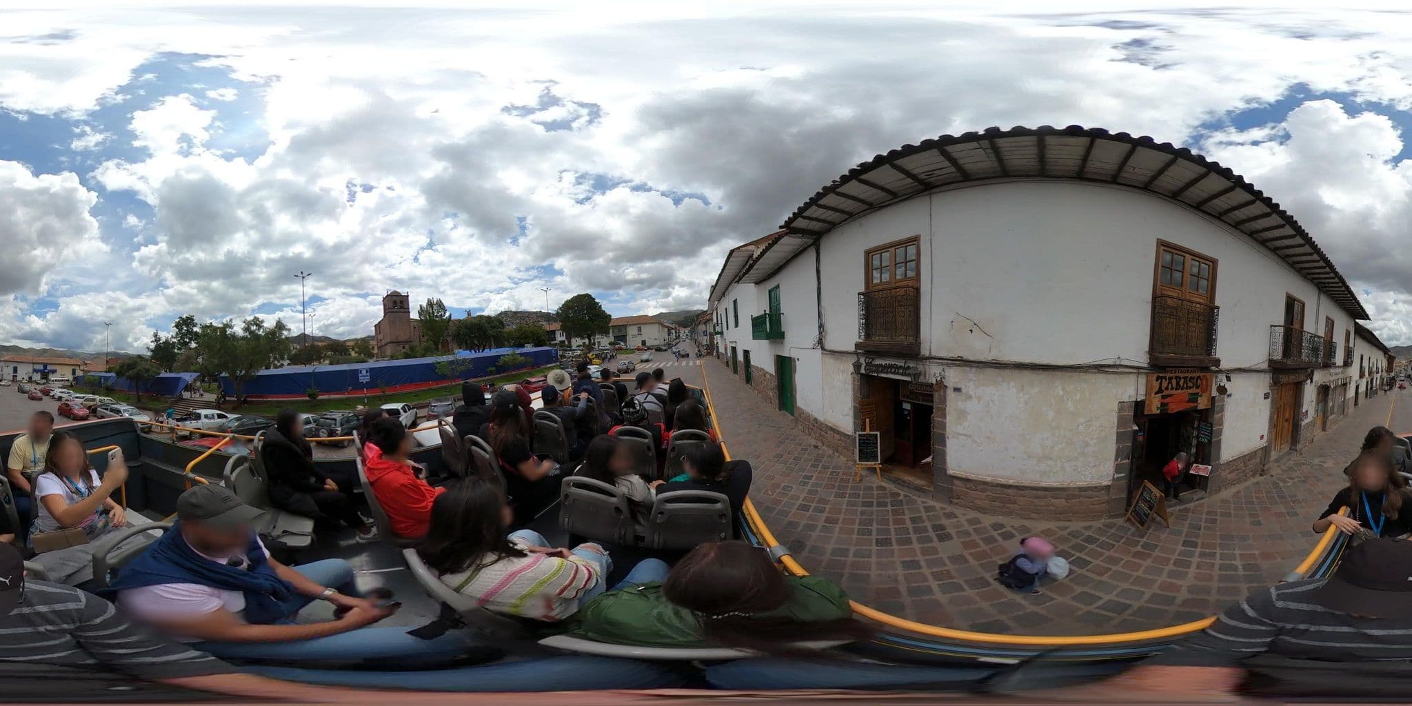 Street view near Garcilaso, Santiago