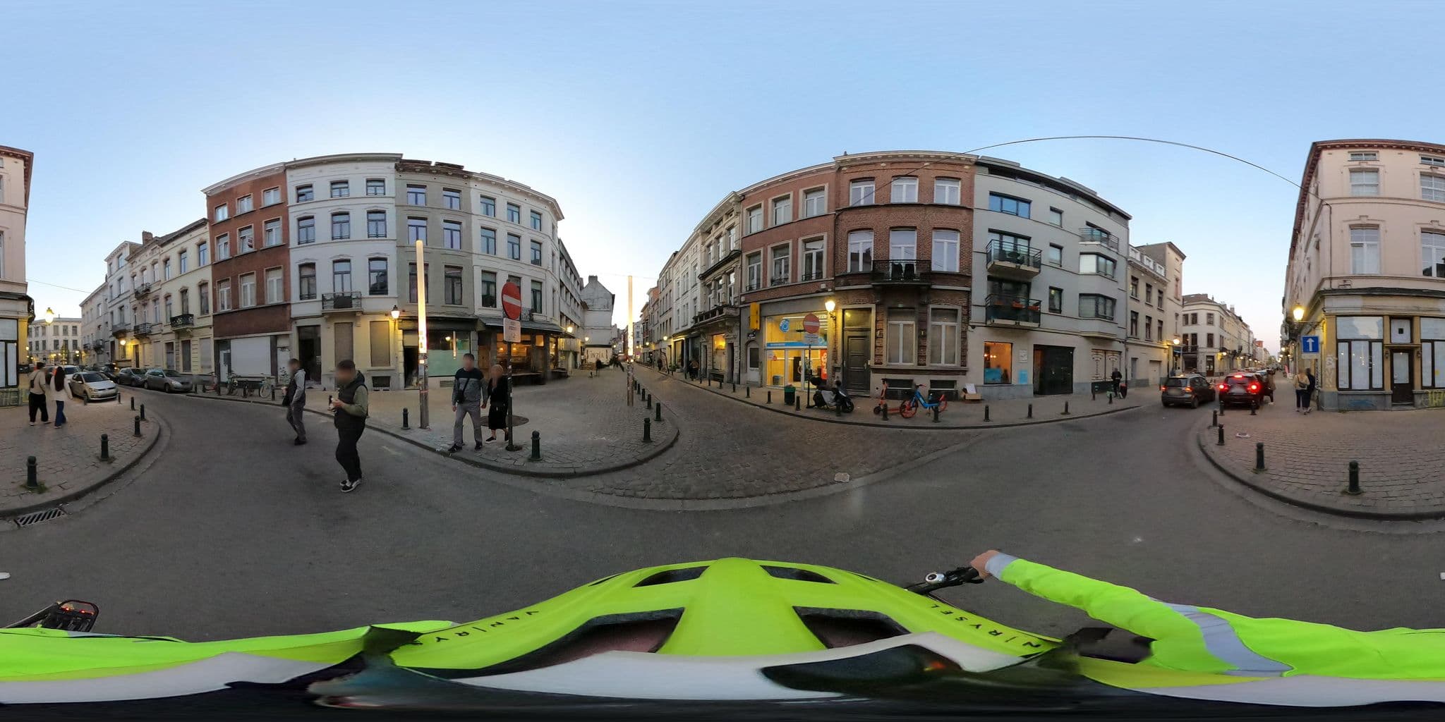 Street view near Longue Vie, Ixelles — © Stefdegreef (CC BY-SA · Mapillary)