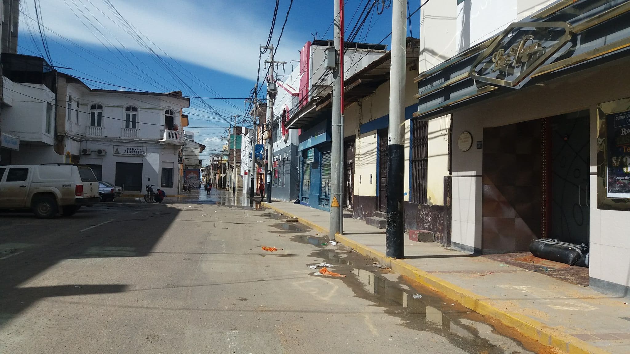 Street view near Intiotel, Piura — © tgertin (CC BY-SA · Mapillary)