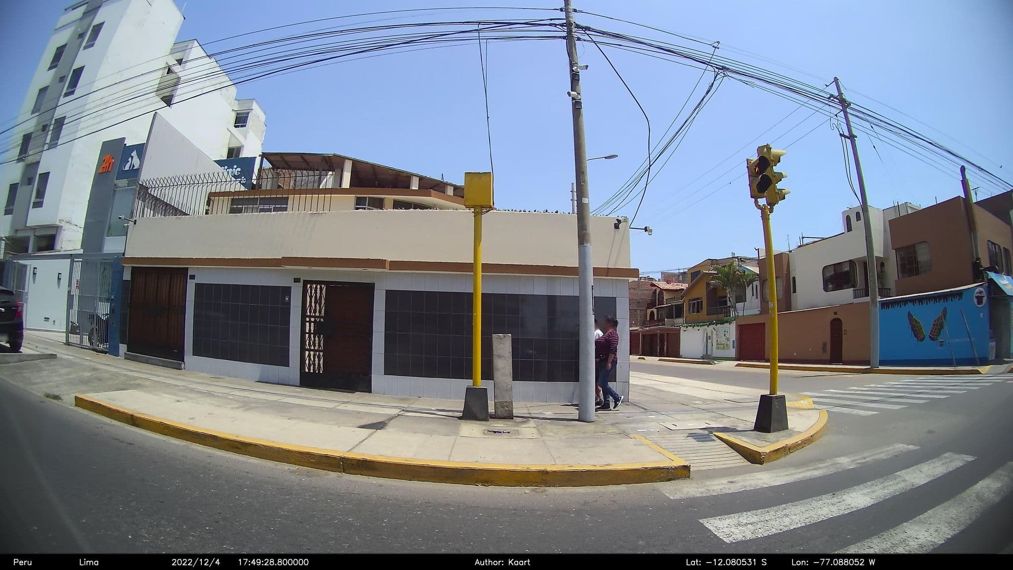 Street view near La Marina, Carmen De La Legua Reynoso — © kaart5 (CC BY-SA · Mapillary)