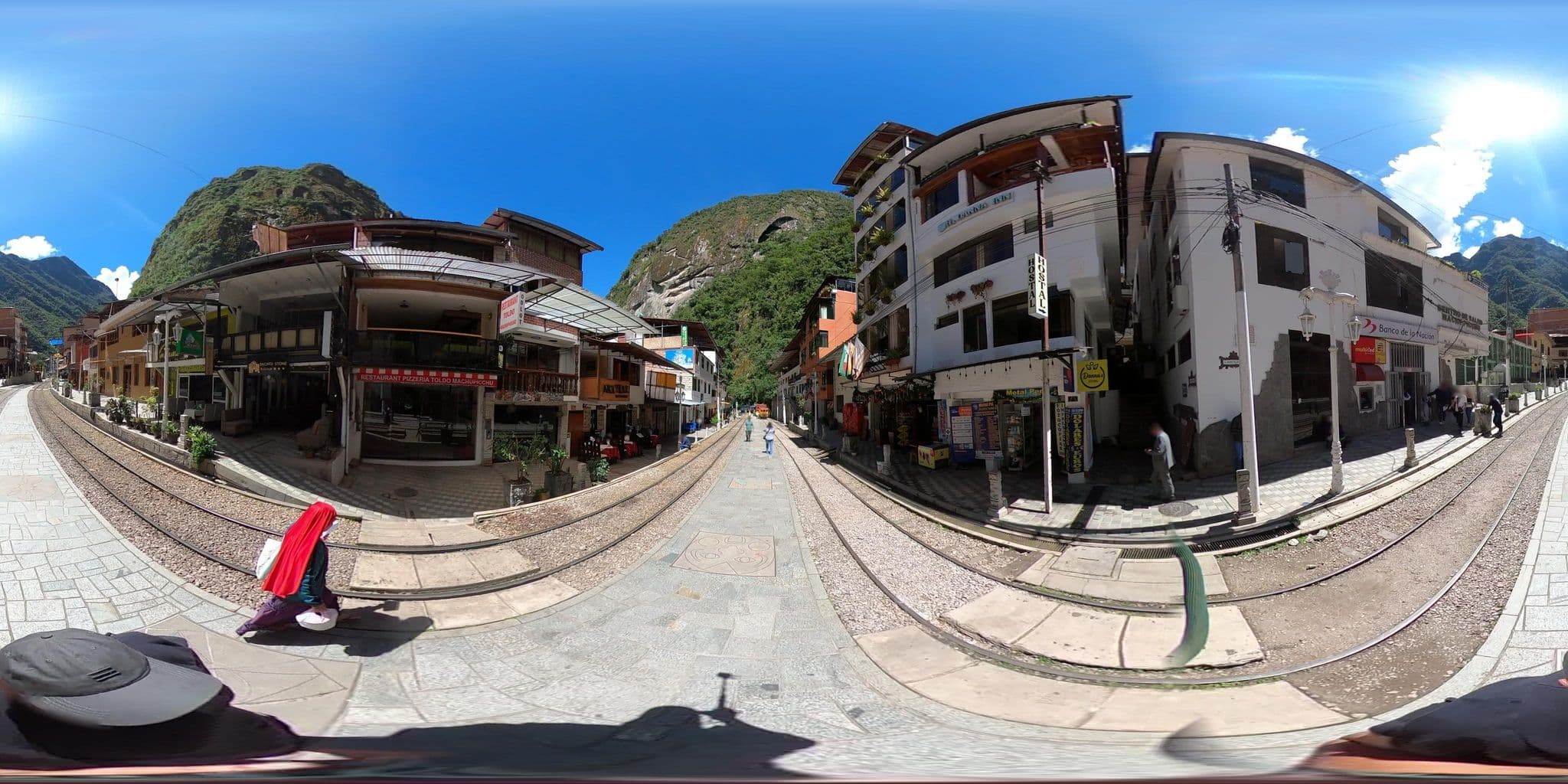 Street view near Ecopackers, Machupicchu