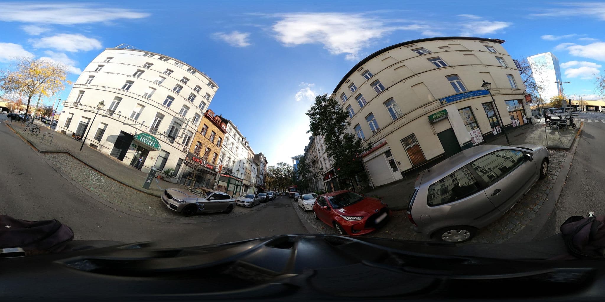 Street view near Continental, Saint-Gilles — © RaphaelPasLoin (CC BY-SA · Mapillary)