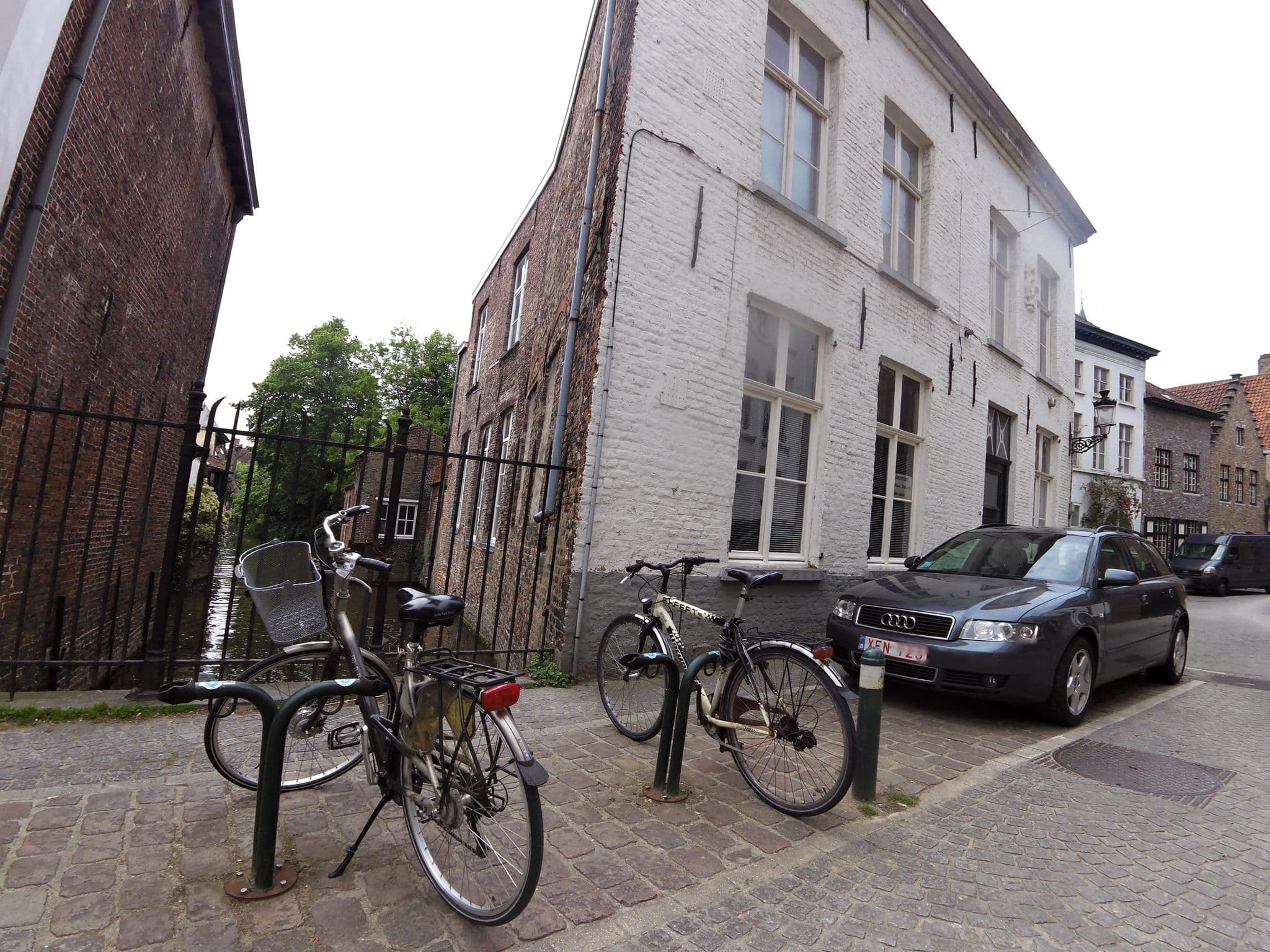 Street view near Canalside House, Brugge — © zors1843 (CC BY-SA · Mapillary)