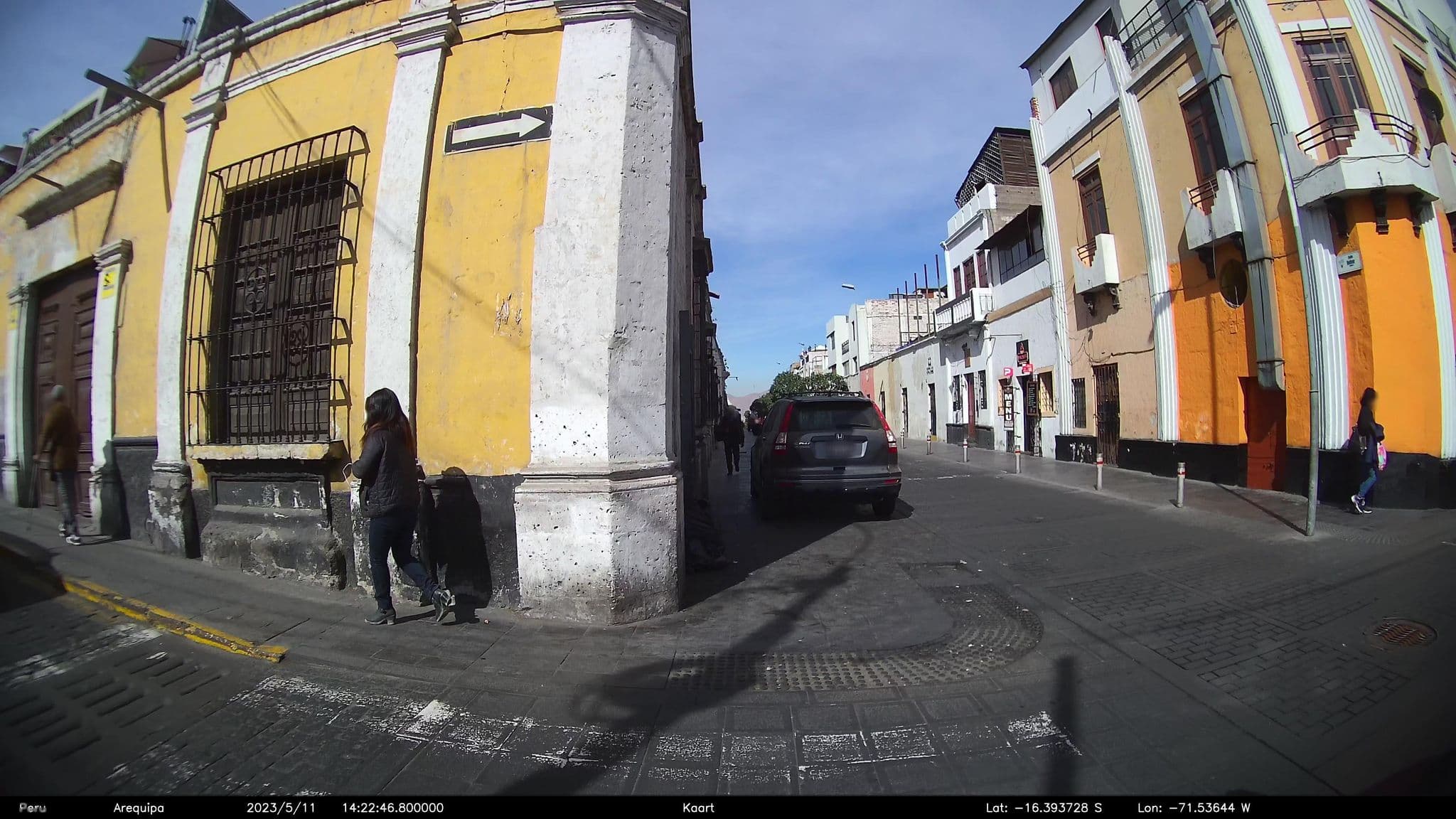 Street view near Hostal Bubamara, Arequipa