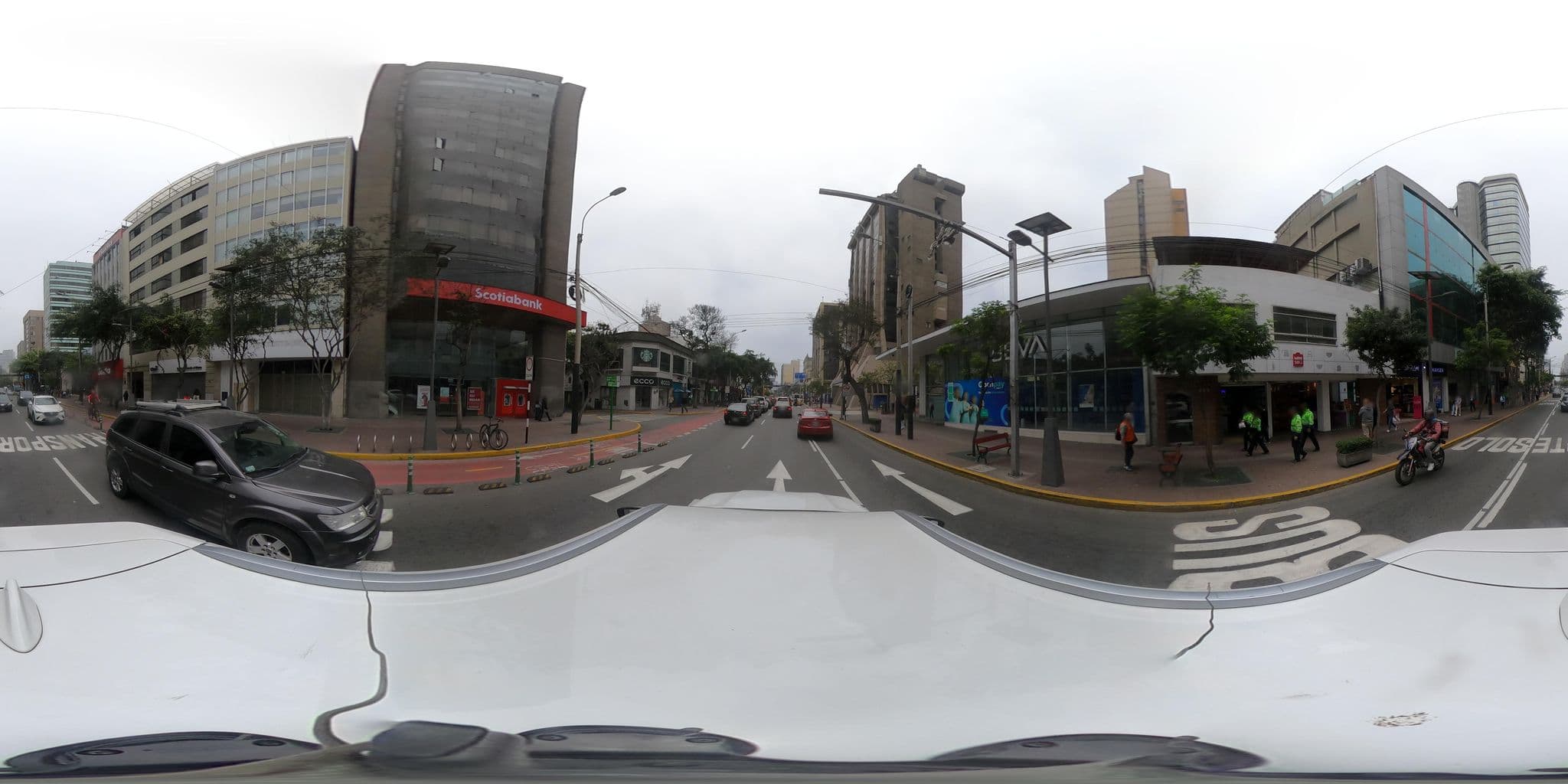 Street view near K'usillu's hostel backpackers, Miraflores