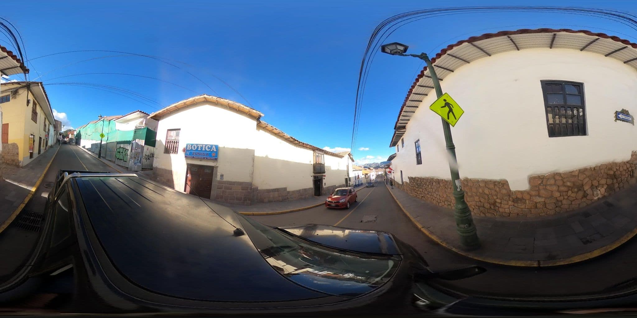 Street view near Puma Kiru, Wanchaq — © jaderbavaresco (CC BY-SA · Mapillary)