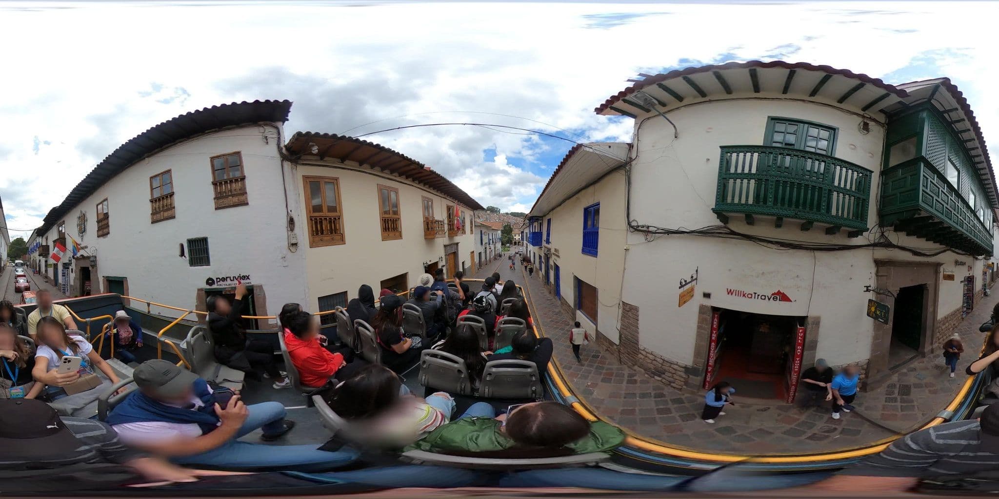 Street view near Garcilaso, Santiago