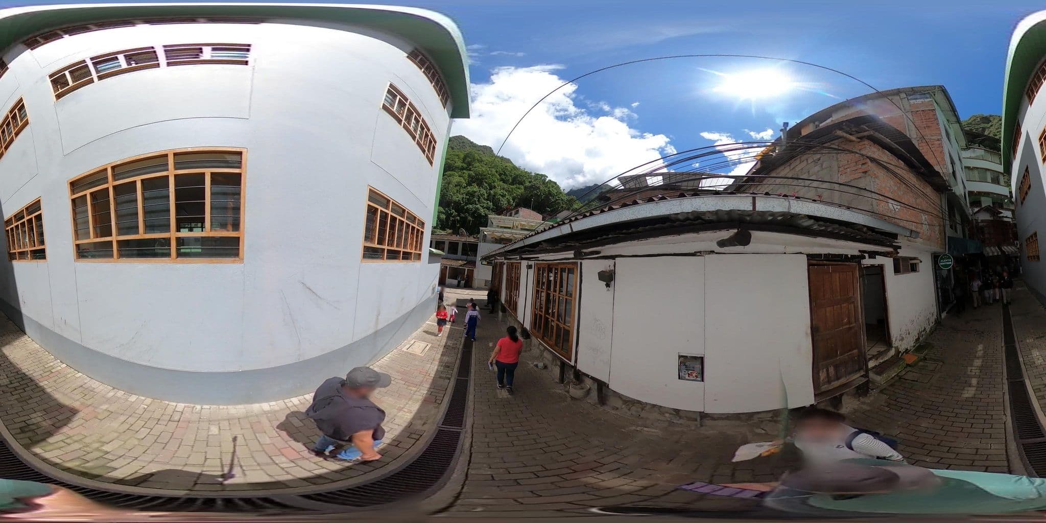 Street view near Hotel Muyurina, Machupicchu