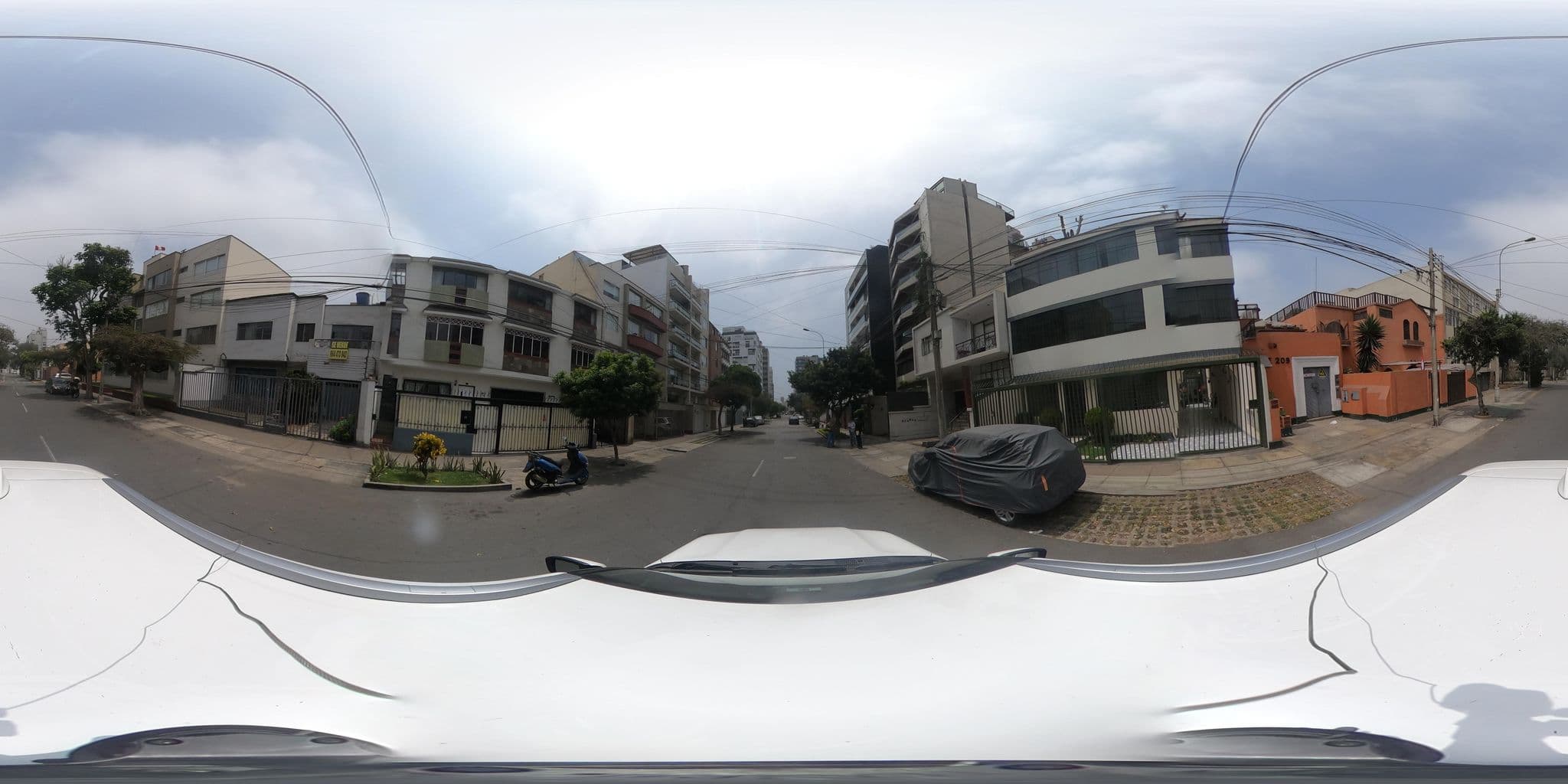 Street view near Ekeko, Miraflores — © kaart_360 (CC BY-SA · Mapillary)