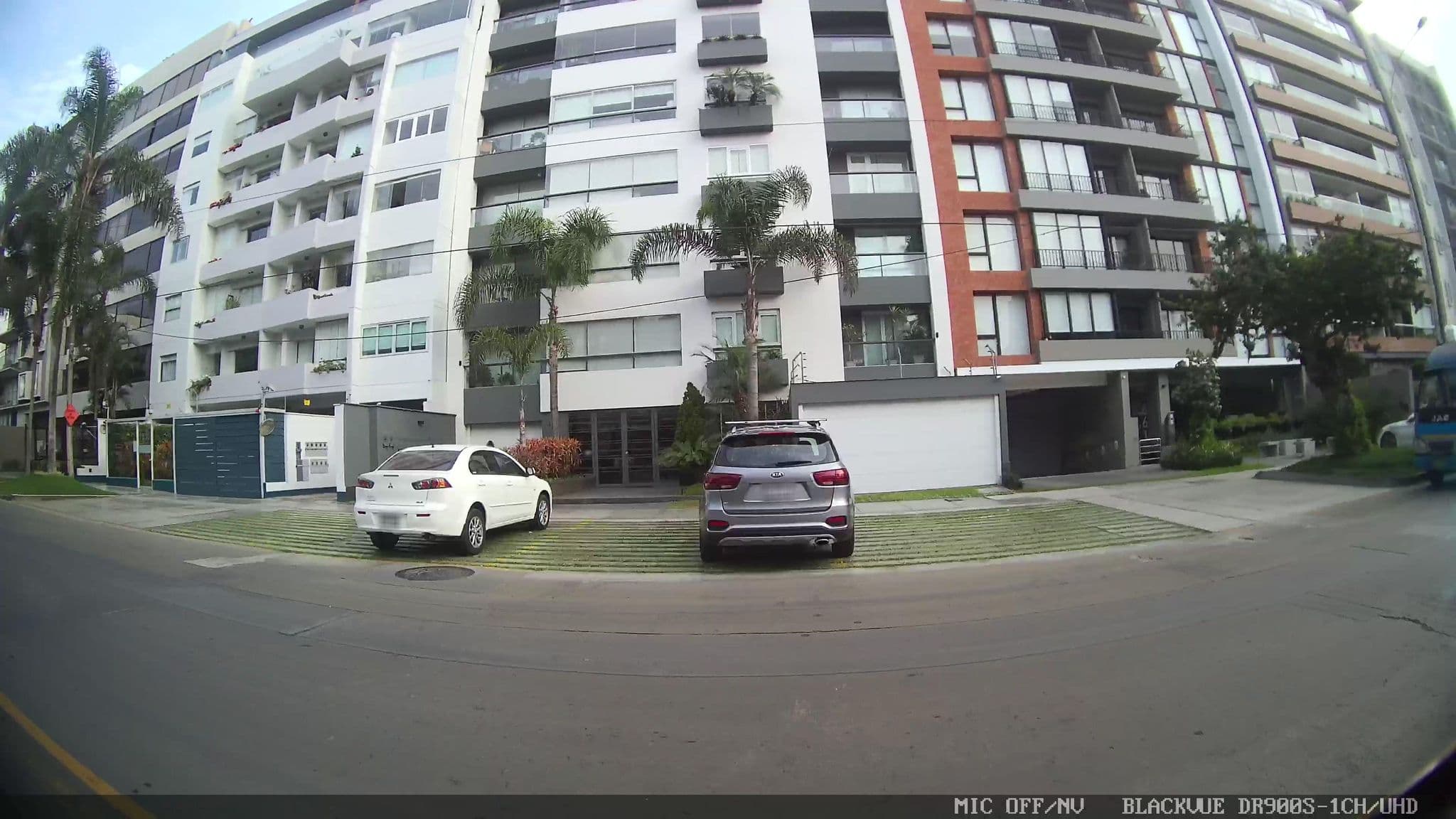 Street view near Sa. Paula, Miraflores