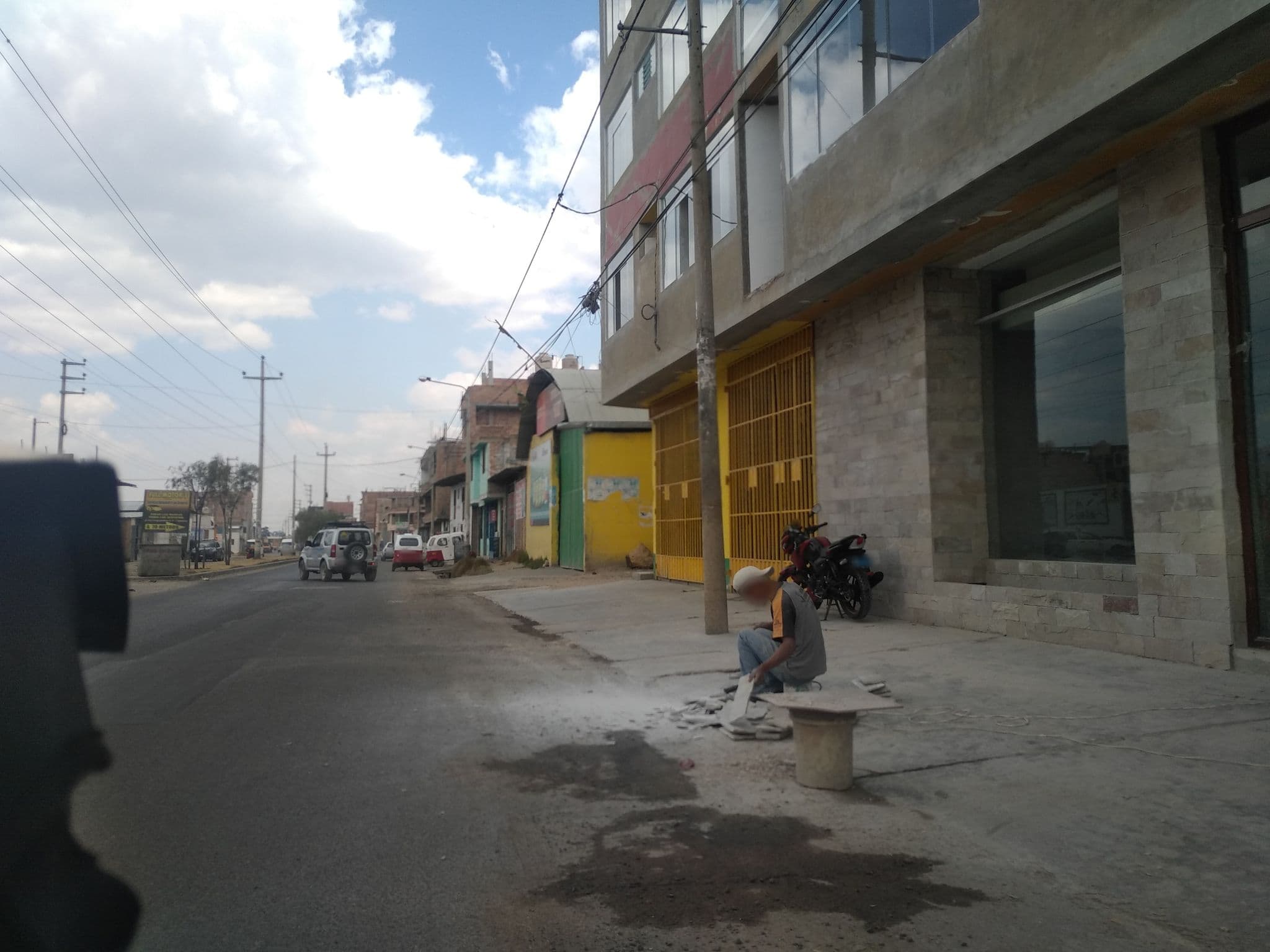 Street view near Hostal Ruiz, Cajamarca — © nomadmapper (CC BY-SA · Mapillary)