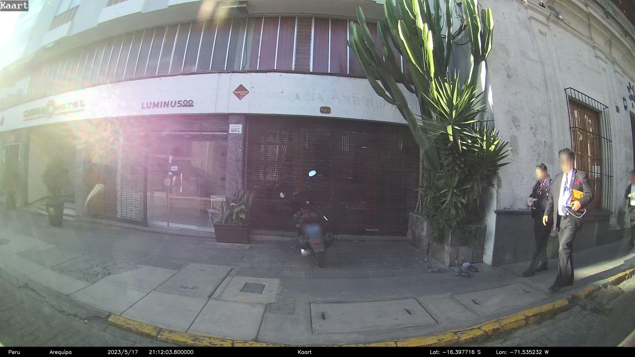 Street view near Crismar, Arequipa