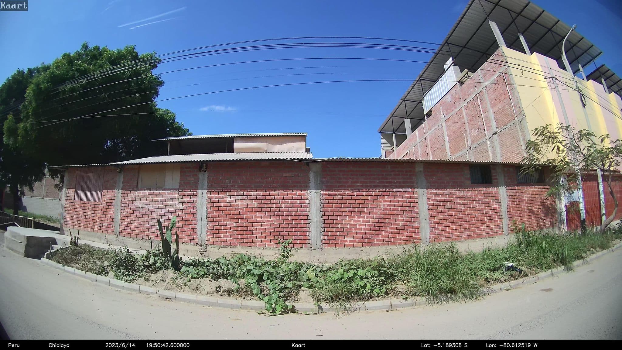 Street view near Hospedaje El Bosque, Piura — © kaart_2 (CC BY-SA · Mapillary)