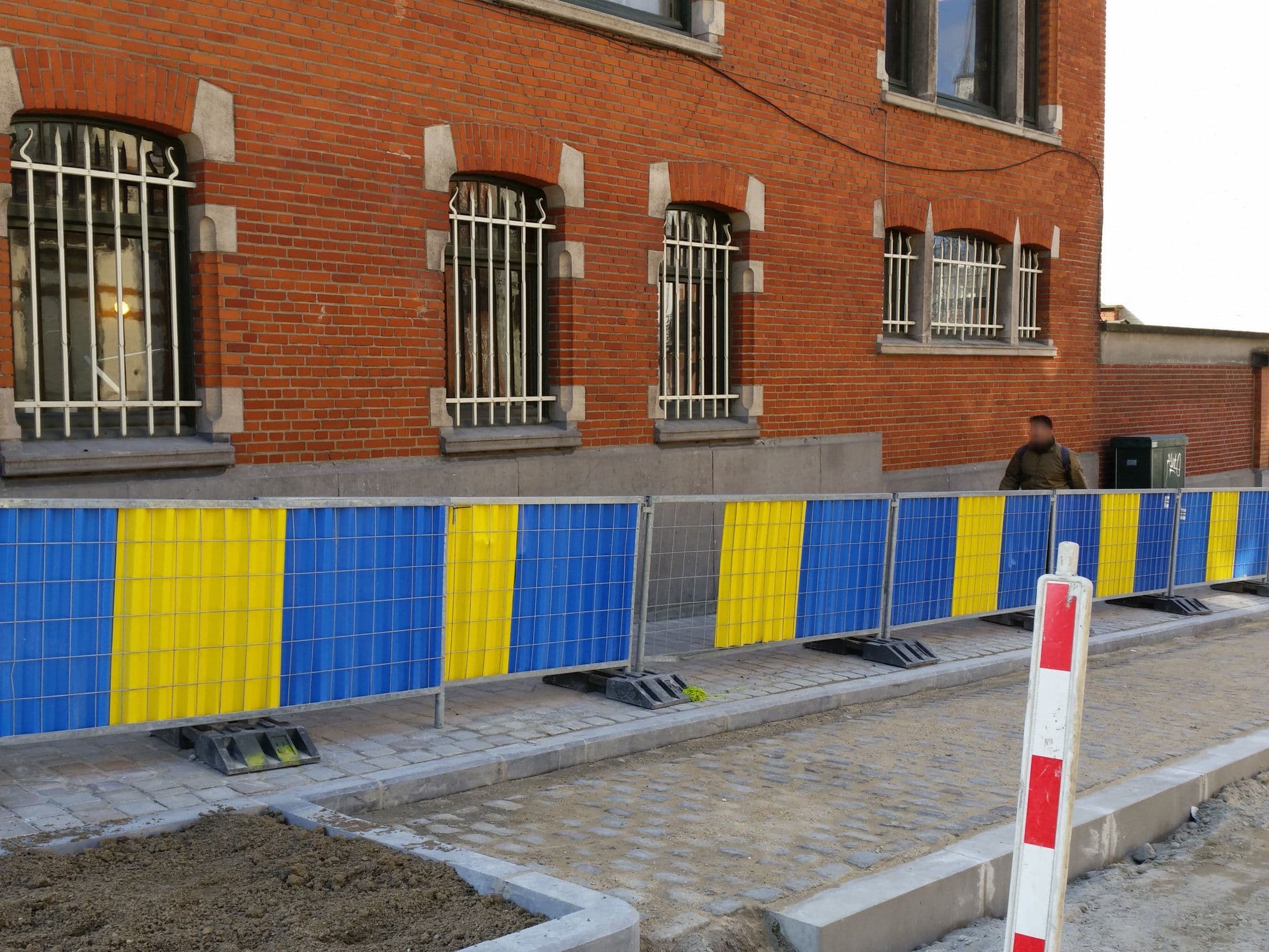 Street view near Bruxelas, Saint-Josse-ten-Noode — © filipc (CC BY-SA · Mapillary)