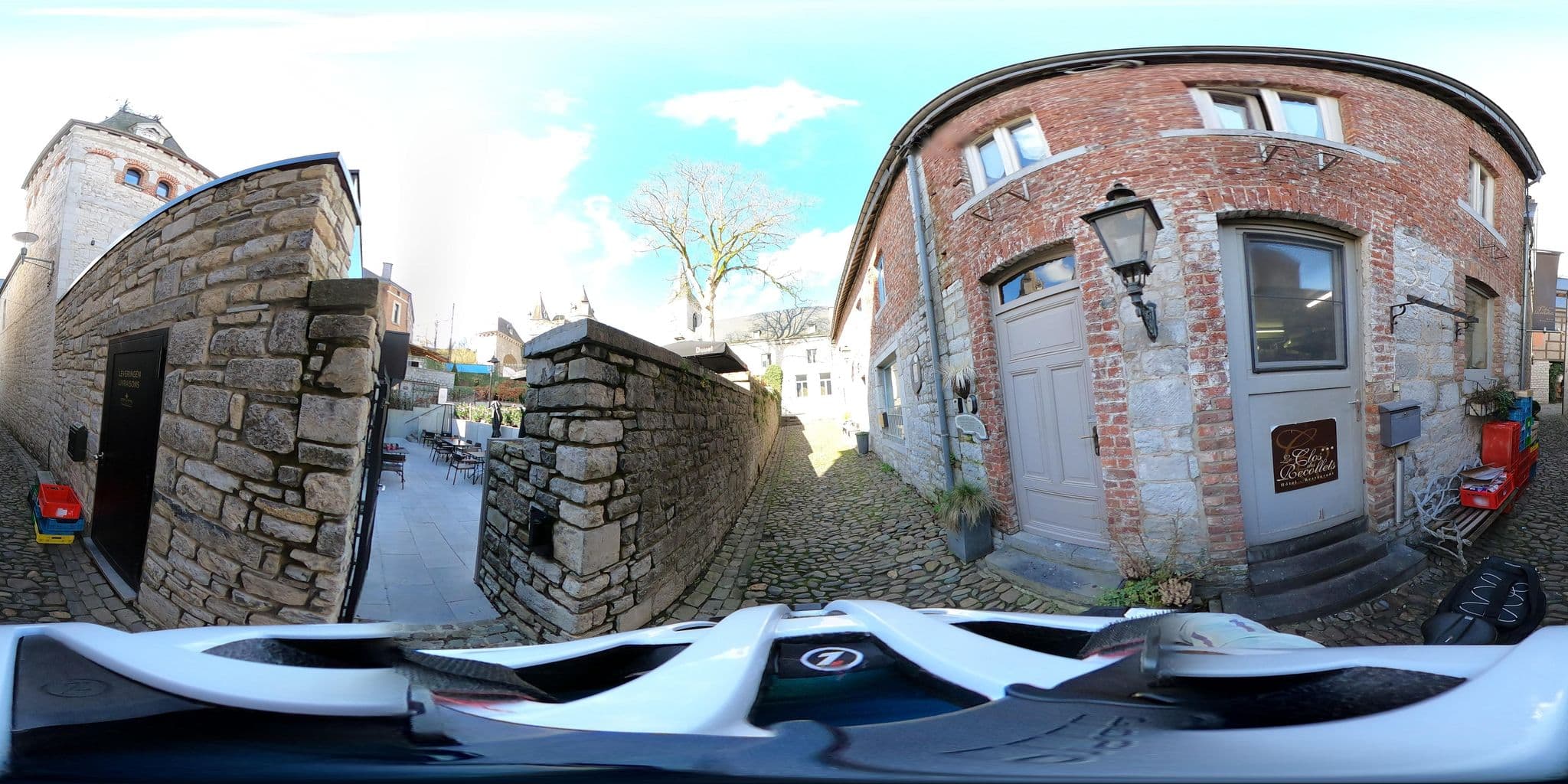 Street view near Les Tourterelles, Durbuy — © Mizuna (CC BY-SA · Mapillary)